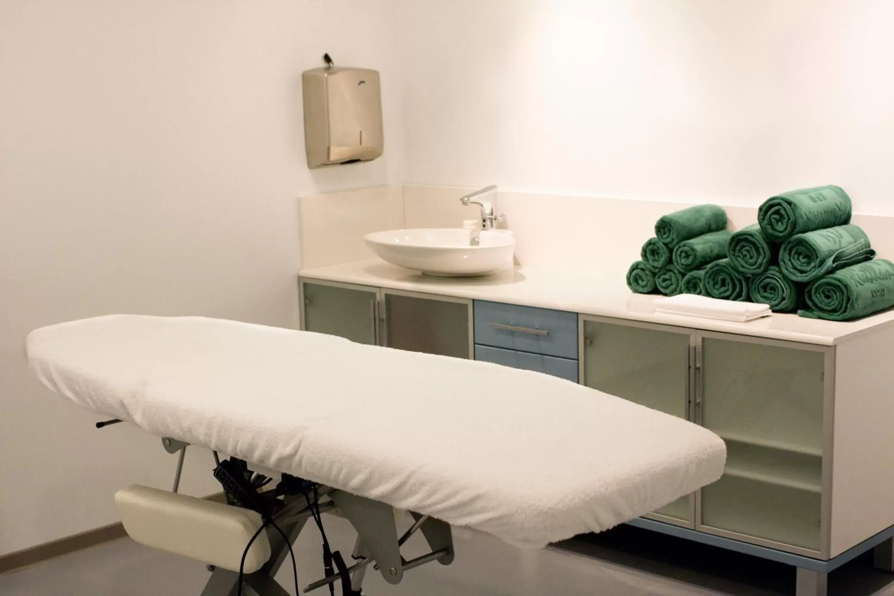 Spa and wellness centre/facilities in Rutllan & Spa Spa and wellness centre/facilities in Rutllan & Spa