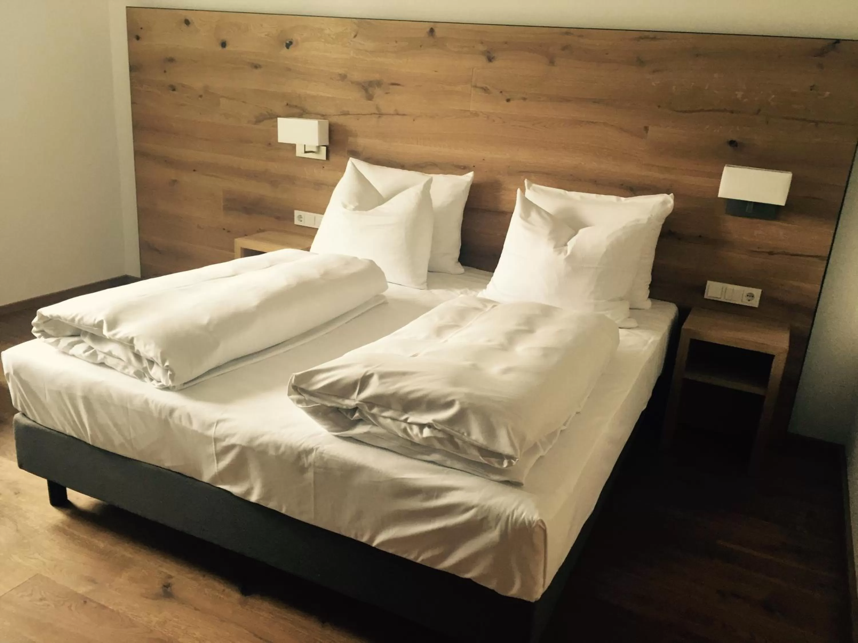 Photo of the whole room, Bed in Buchners Hotel & Restaurant