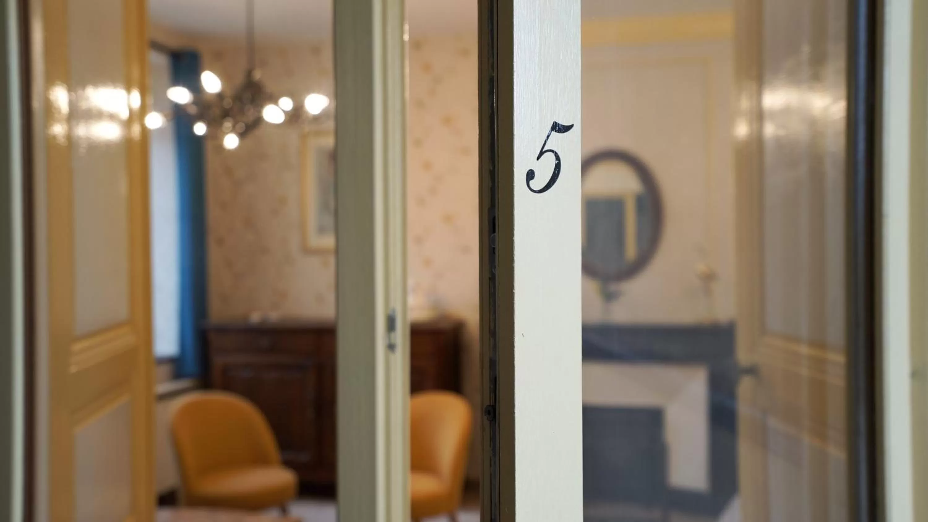 Family in Au Chapitre