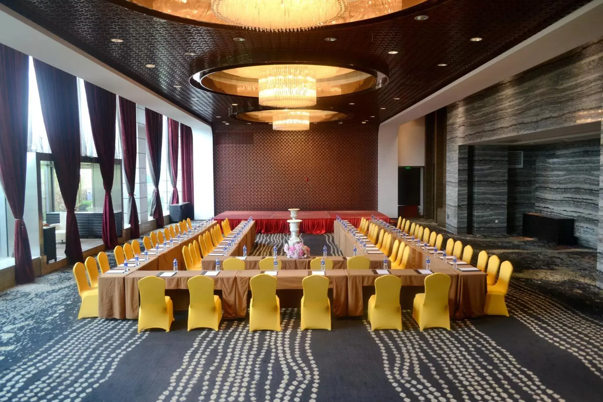 Meeting/conference room in Holiday Inn Shanghai Songjiang, an IHG Hotel - Miaoqian Street