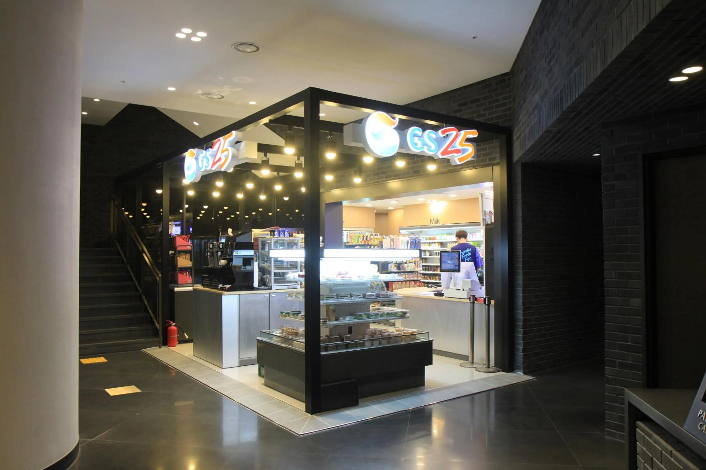 On-site shops in Maison Glad Jeju