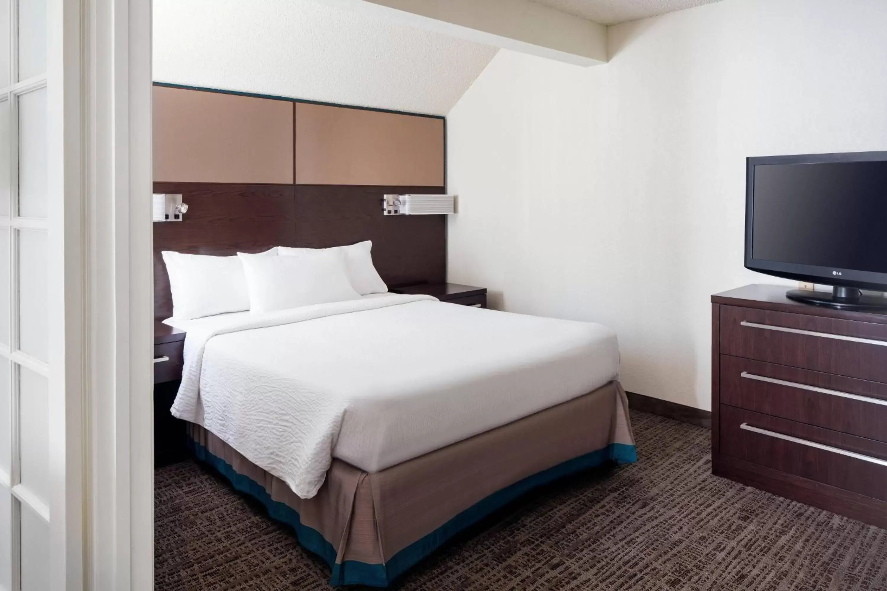 Bedroom, Bed in Residence Inn Los Angeles Torrance/Redondo Beach