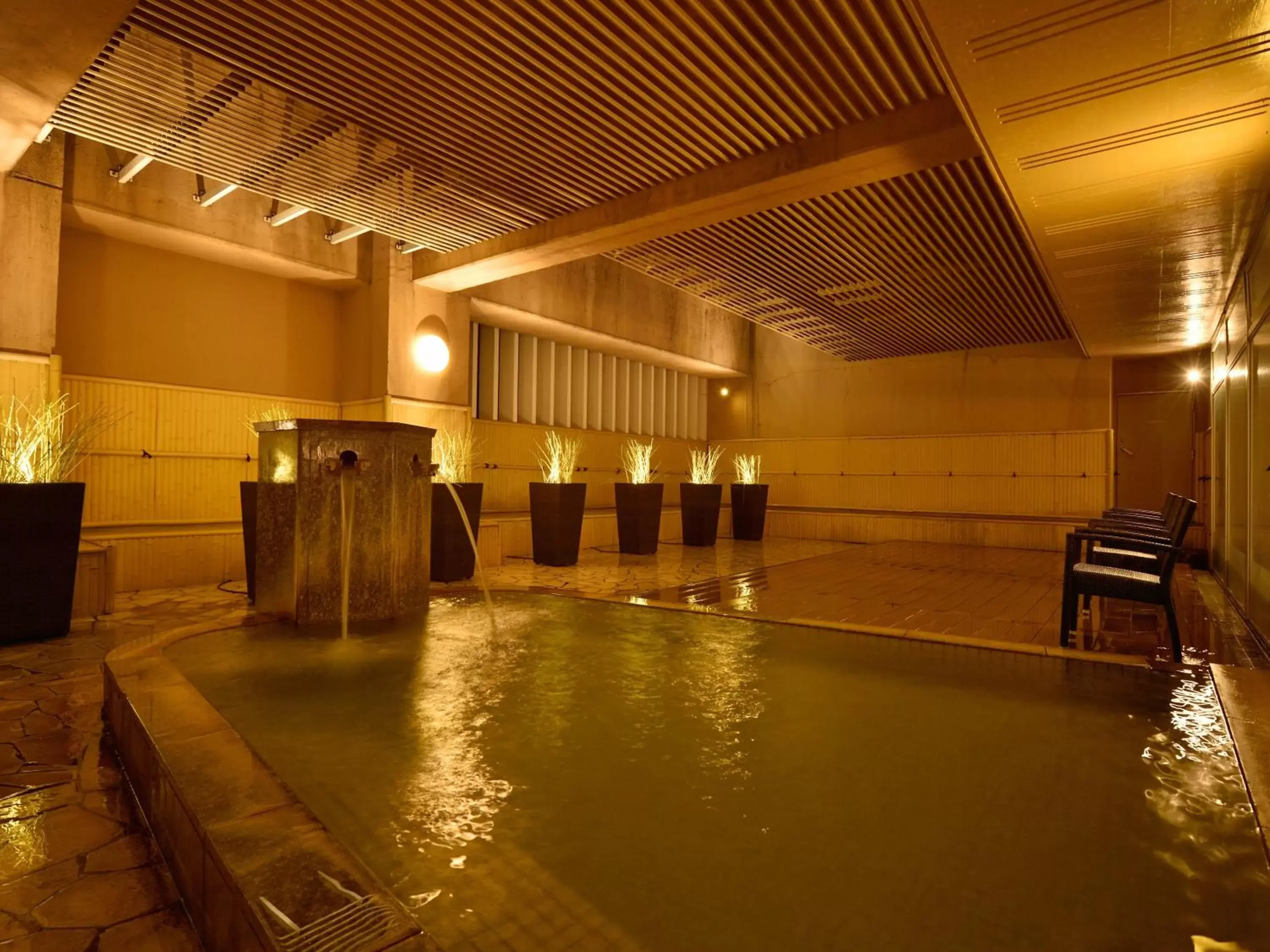 Hot Spring Bath in KAMENOI HOTEL Beppu
