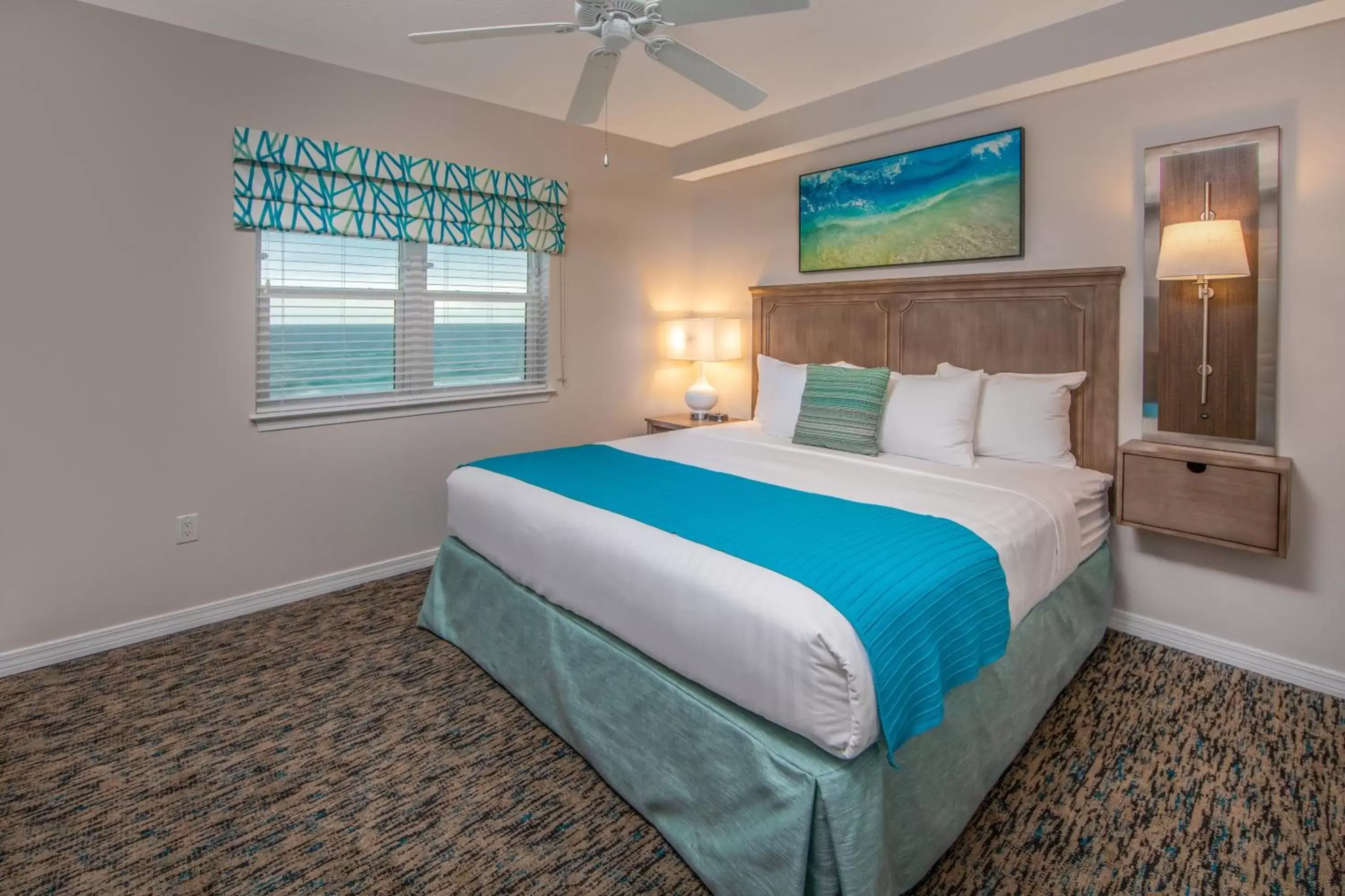 Photo of the whole room, Bed in Holiday Inn Club Vacations Panama City Beach Resort, an IHG Hotel