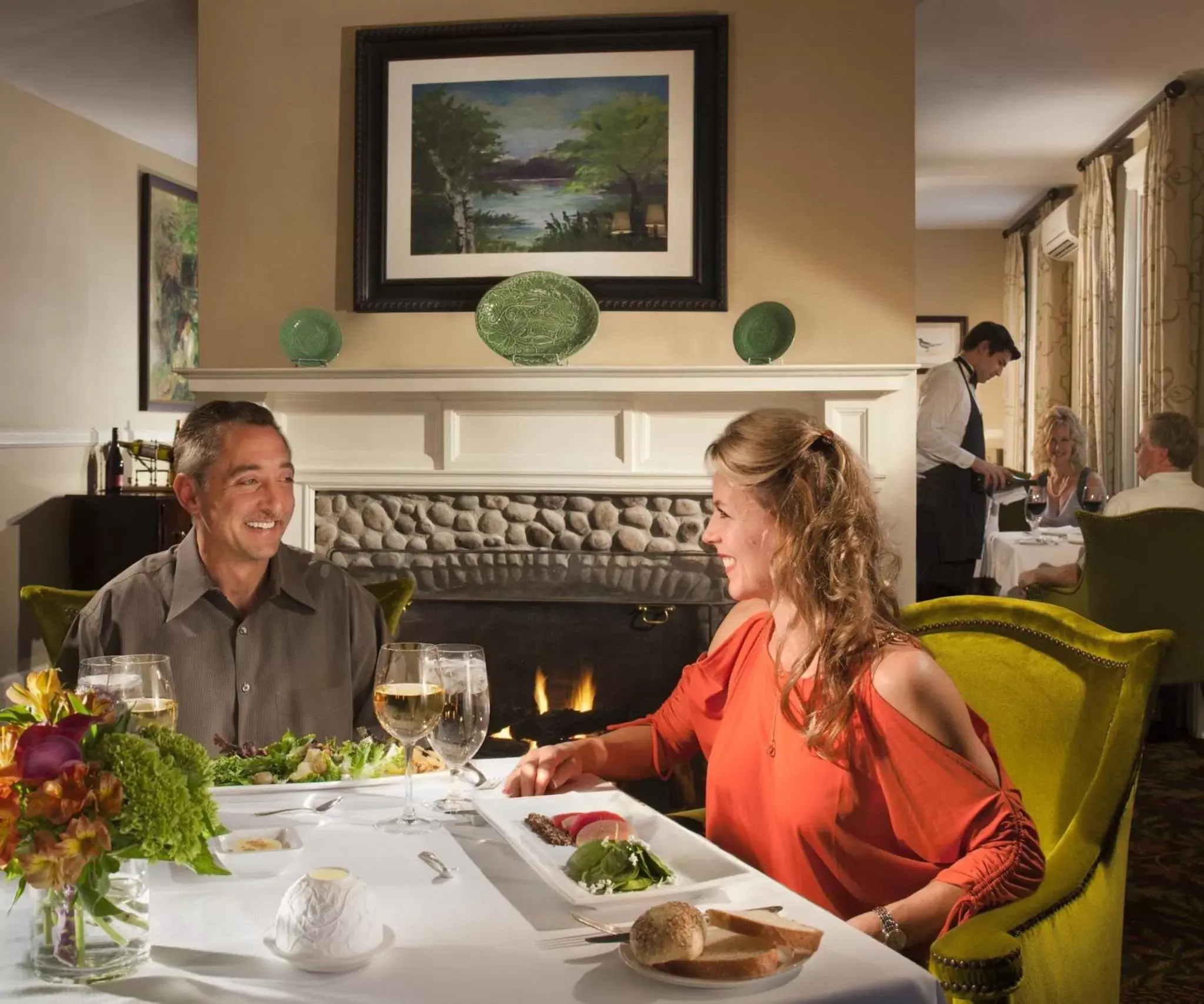 Restaurant/places to eat in Omni Bretton Arms Inn at Mount Washington Resort
