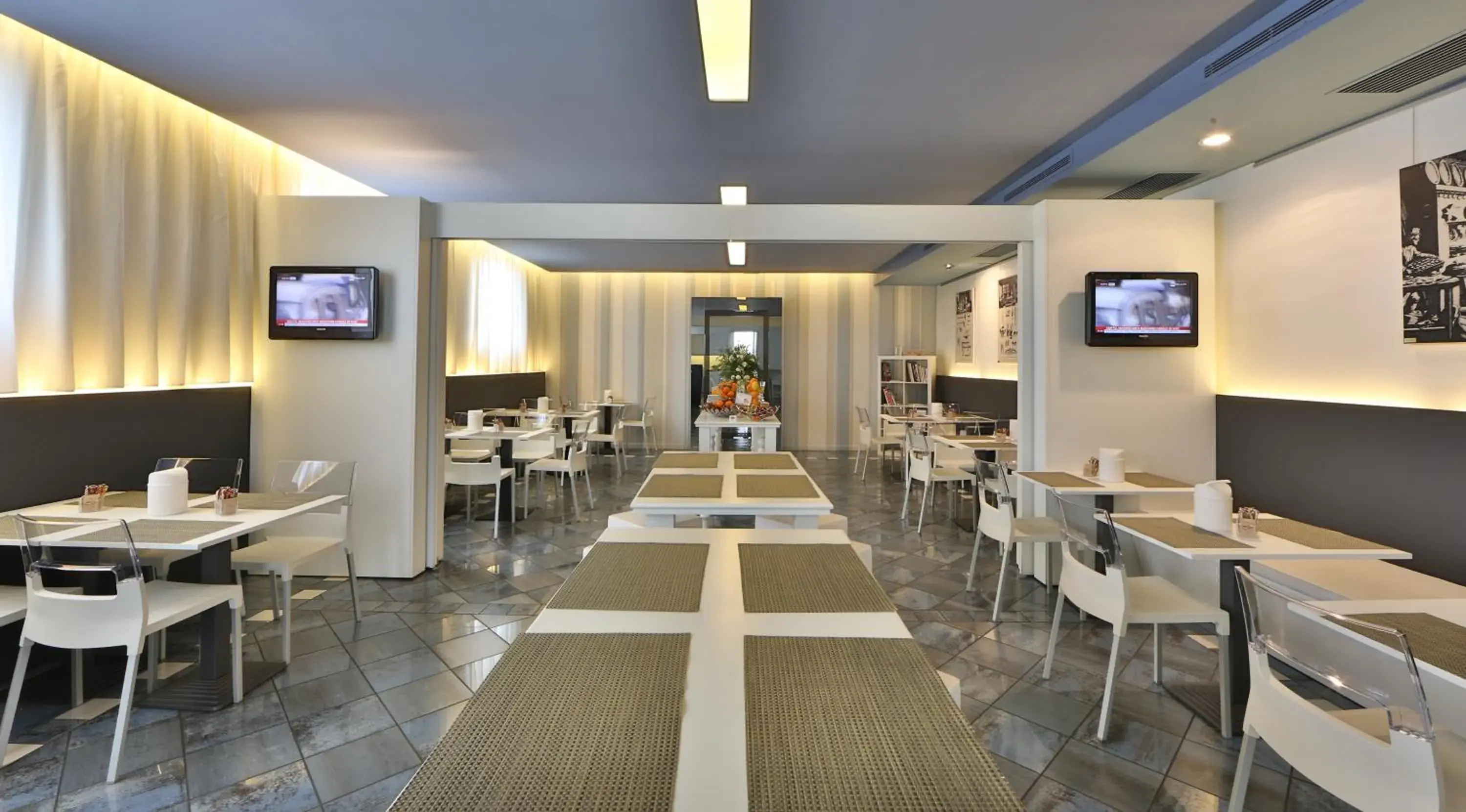 Restaurant/Places to Eat in Best Western Plus Hotel Farnese