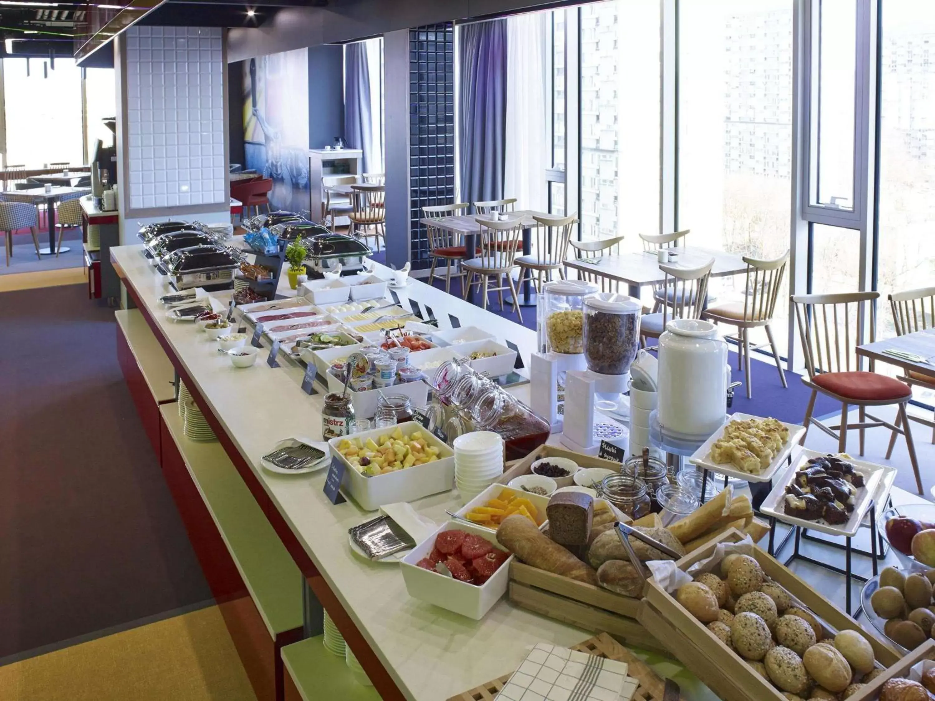 Restaurant/places to eat in ibis Styles Warszawa City