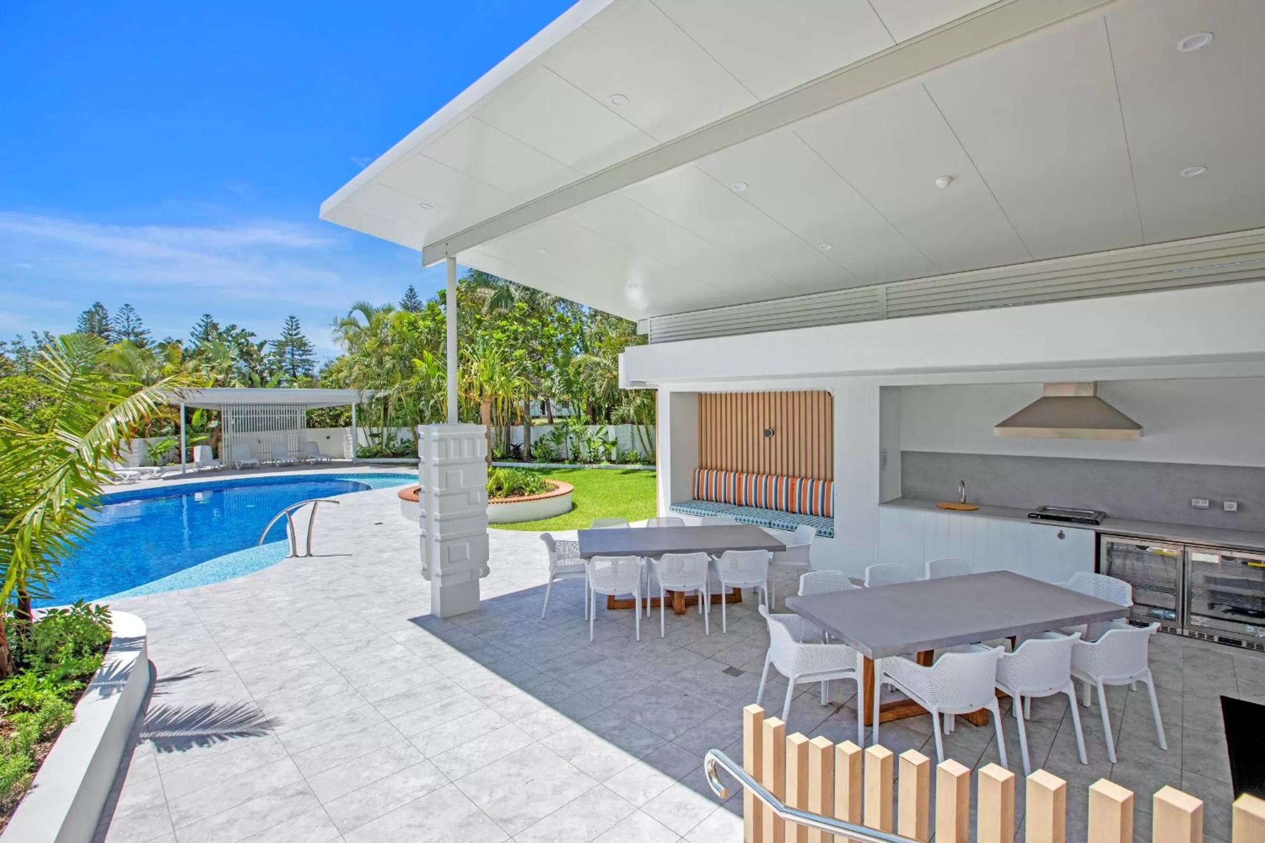 BBQ facilities in De Ville Apartments