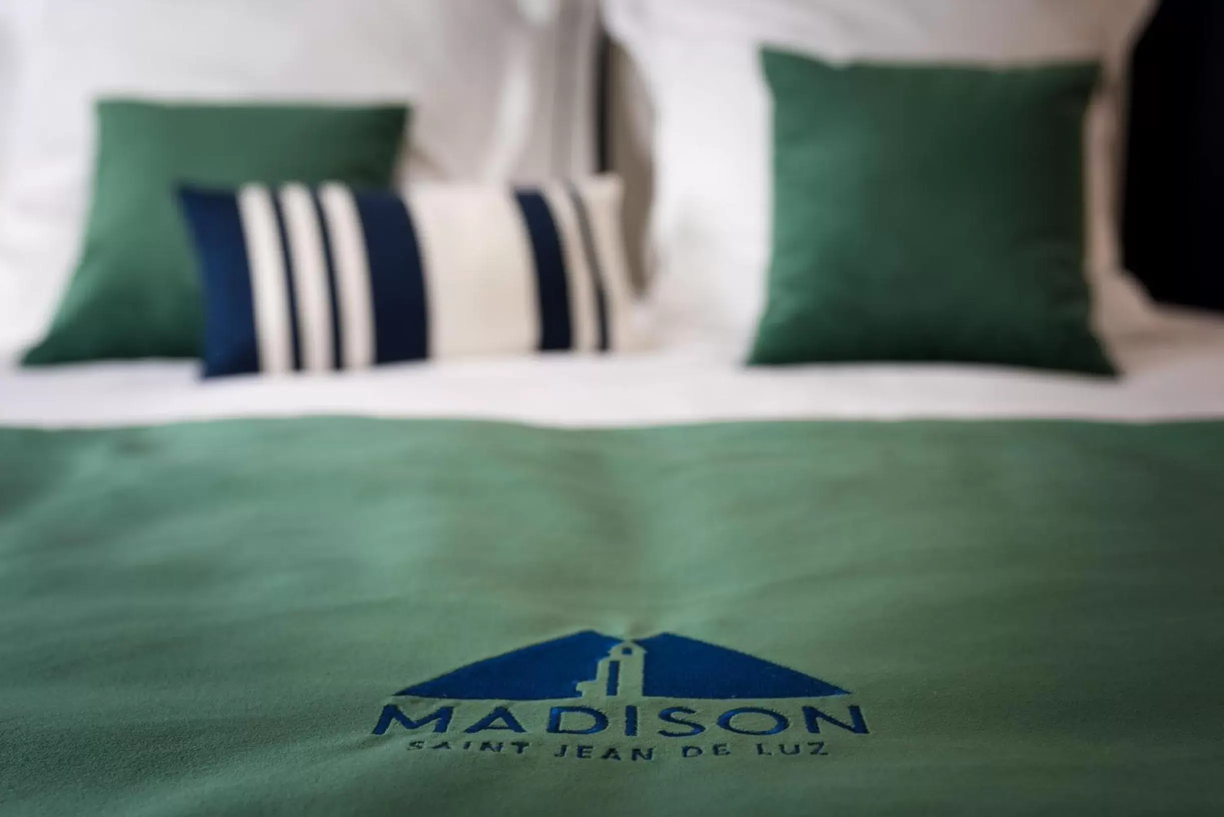 Property logo or sign, Bed in Hôtel & Spa Madison Saint Jean de Luz