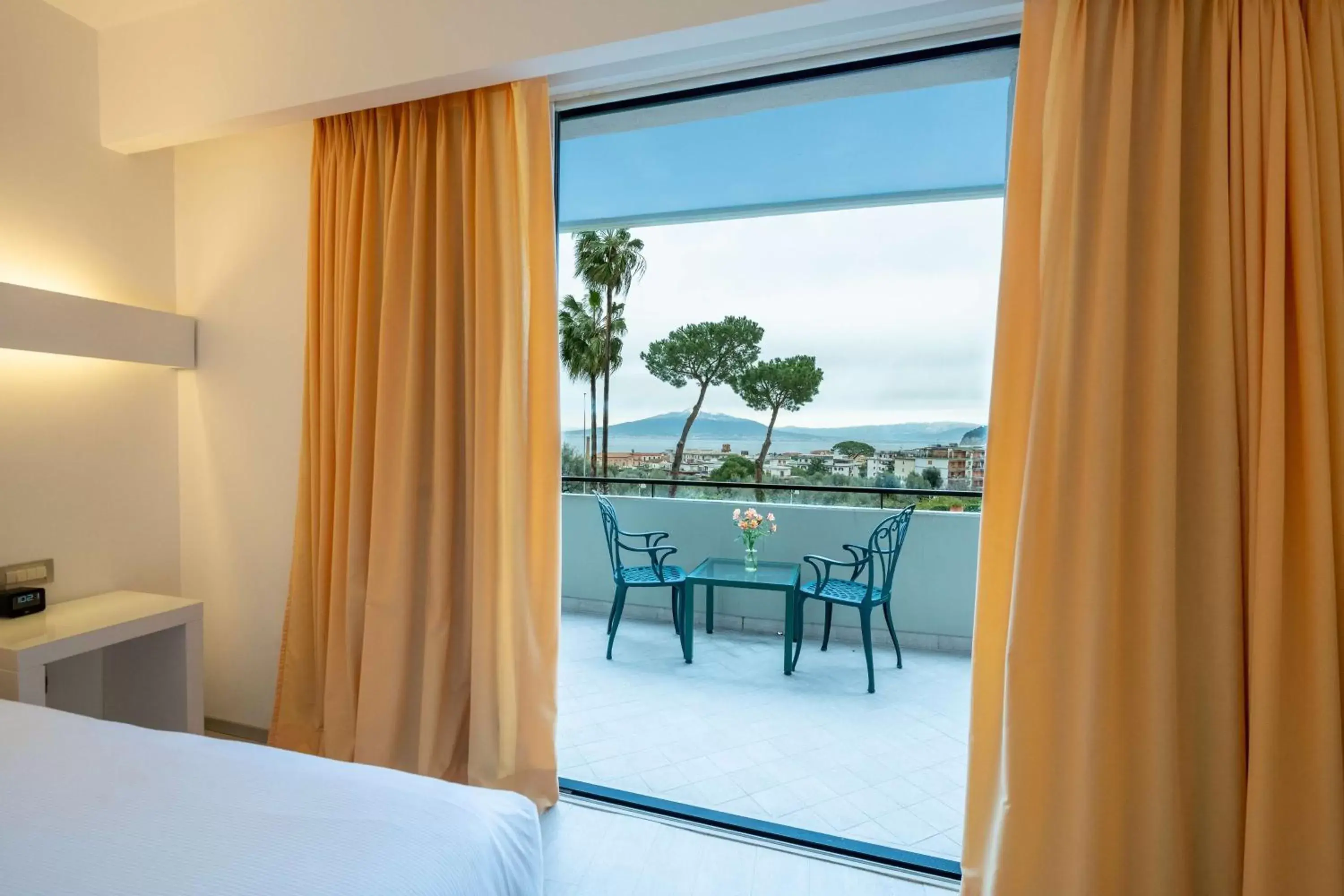 Bed, Balcony/Terrace in Hilton Sorrento Palace