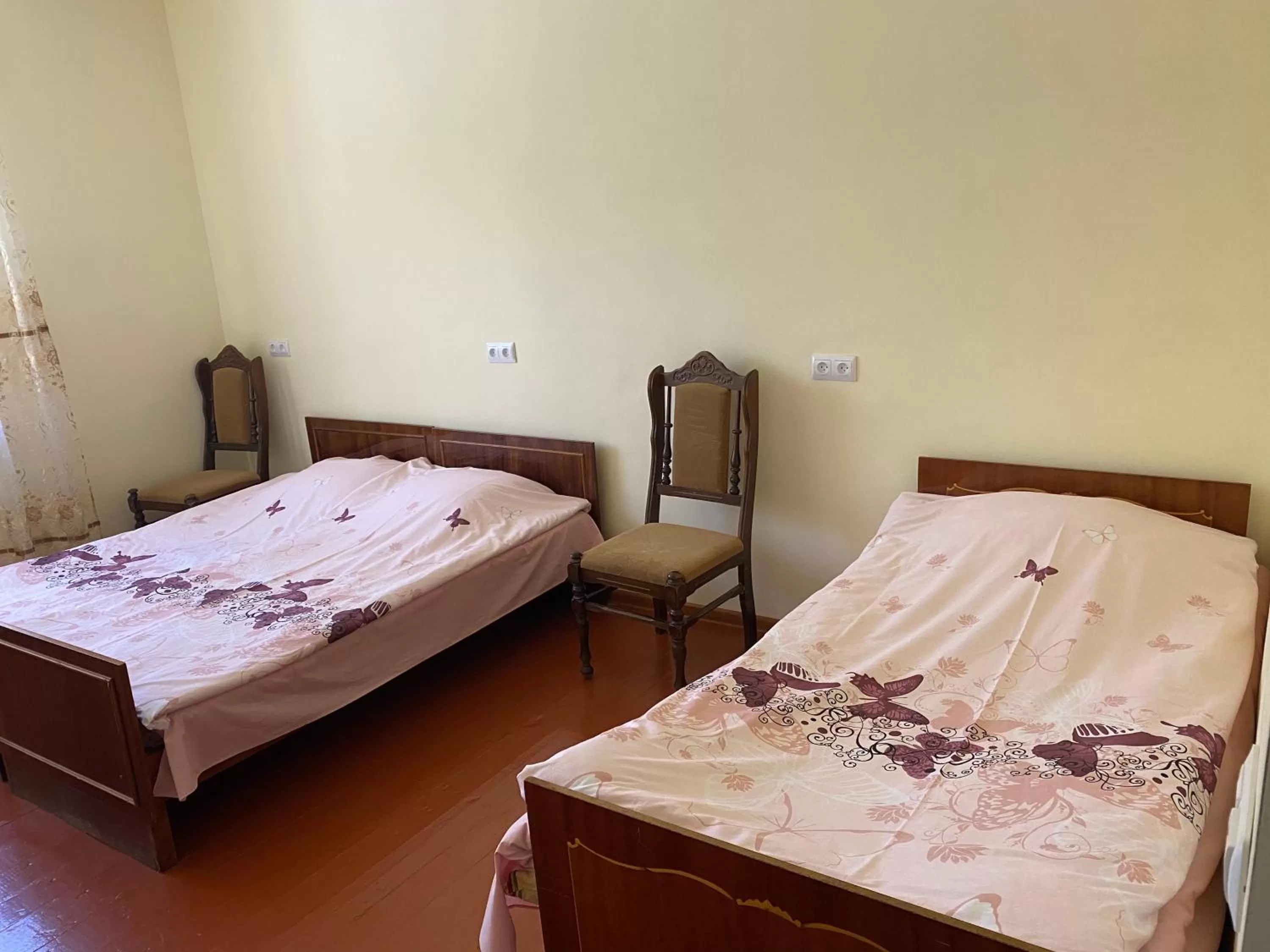 Bedroom, Bed in Karine B&B