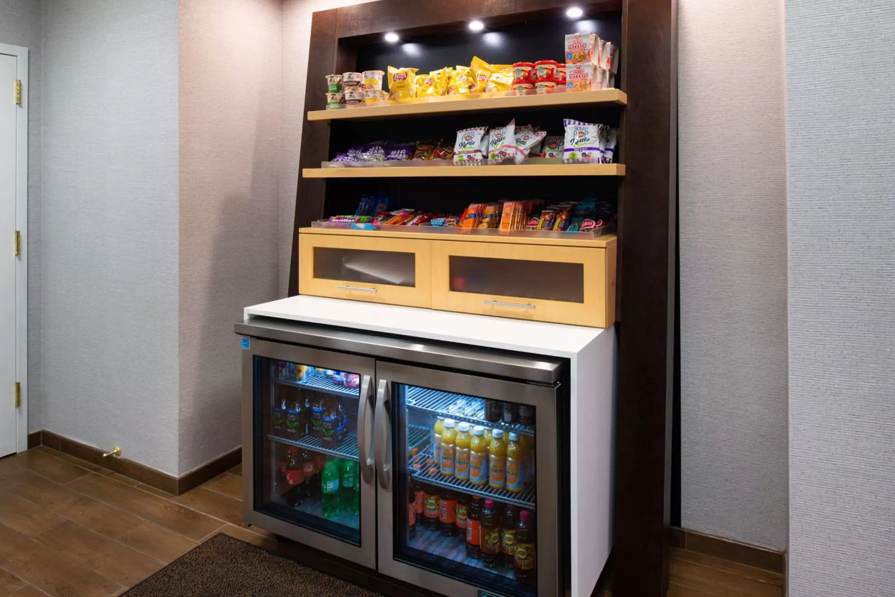 Restaurant/places to eat in Hampton Inn LaPorte Restaurant/places to eat in Hampton Inn LaPorte