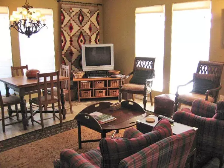 Living room, Seating Area in Inn at Indian Creek