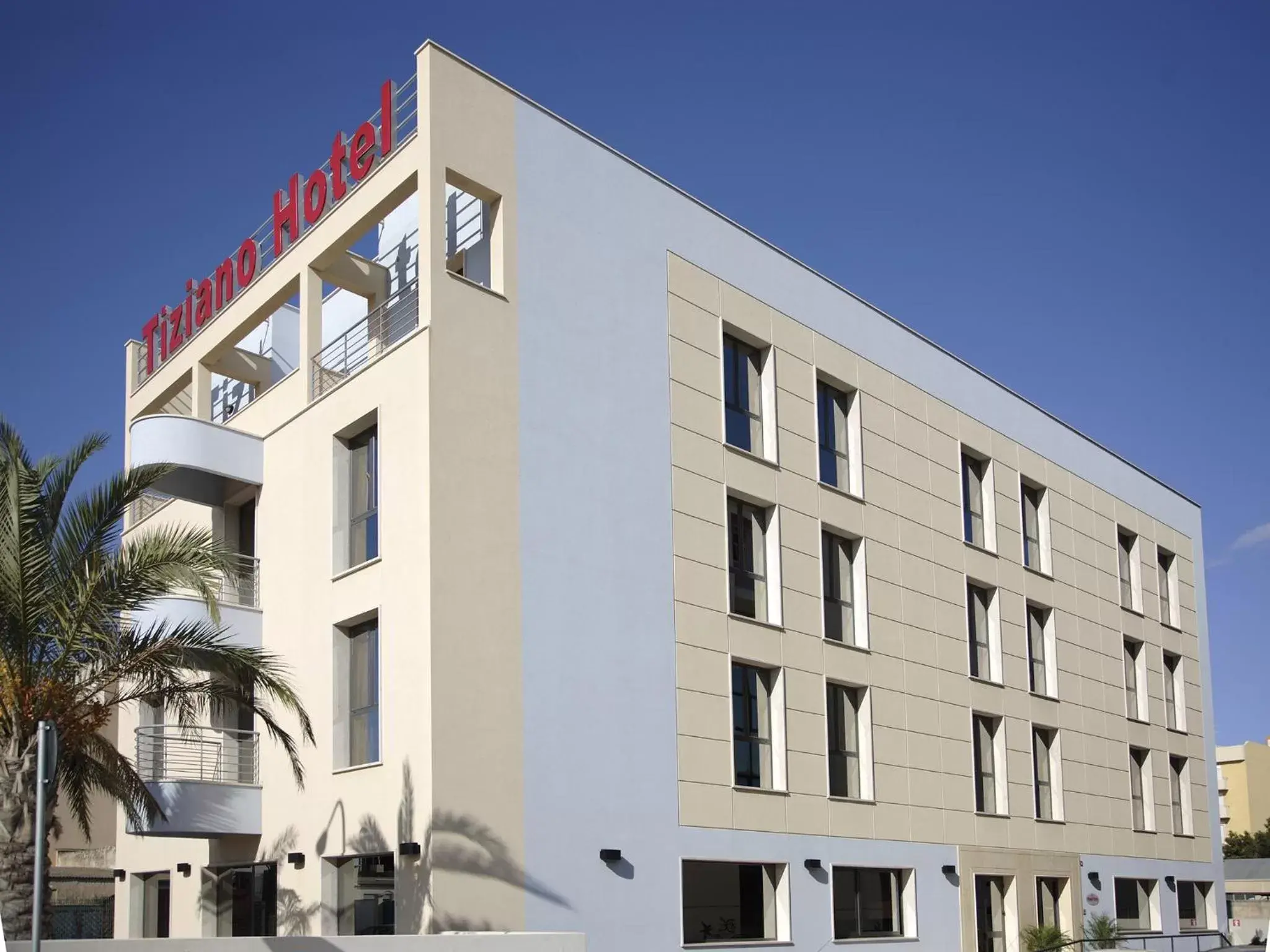 Facade/entrance, Property Building in Hotel Tiziano