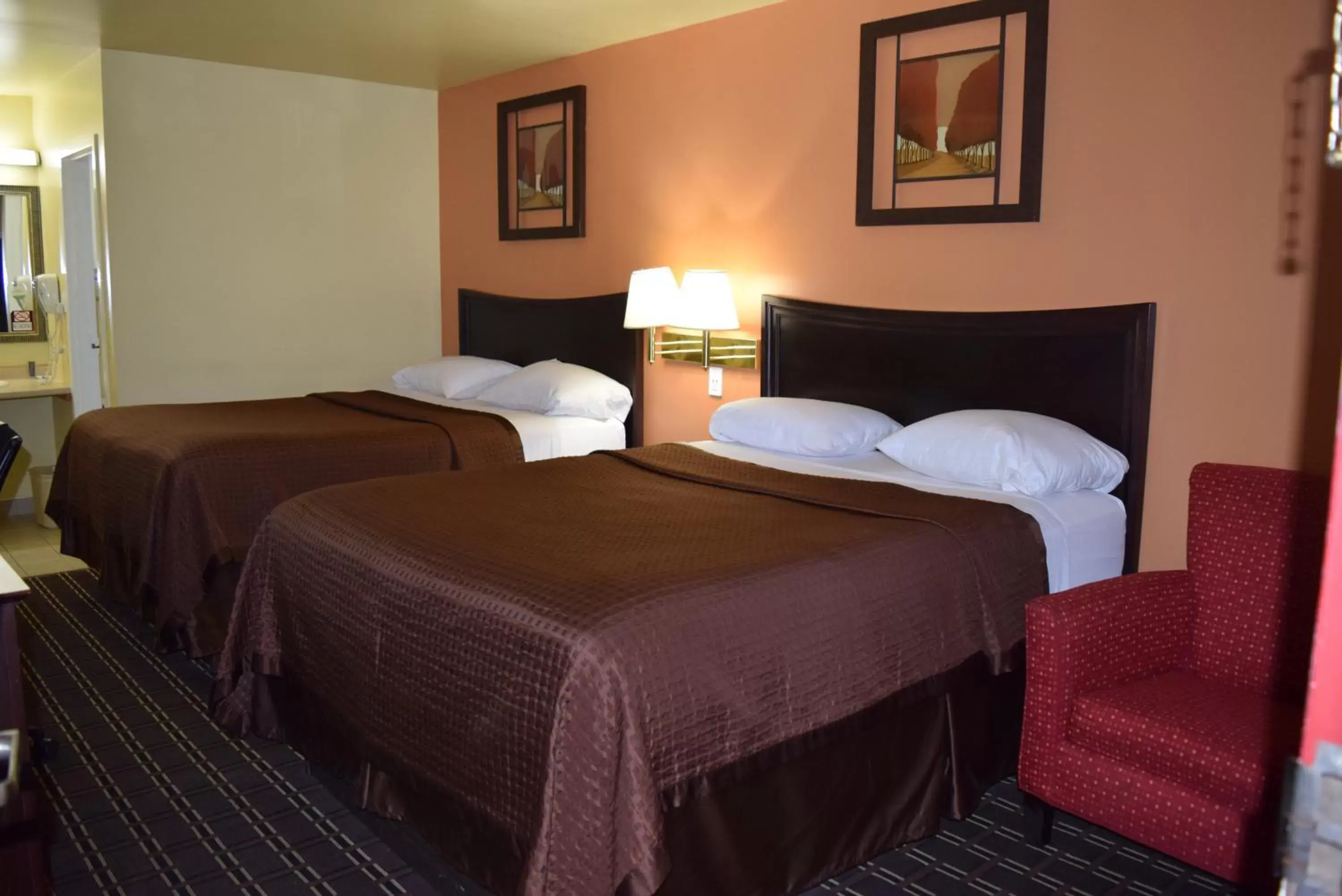 Bedroom, Bed in White Oaks Motel Pennsville/Carneys Point