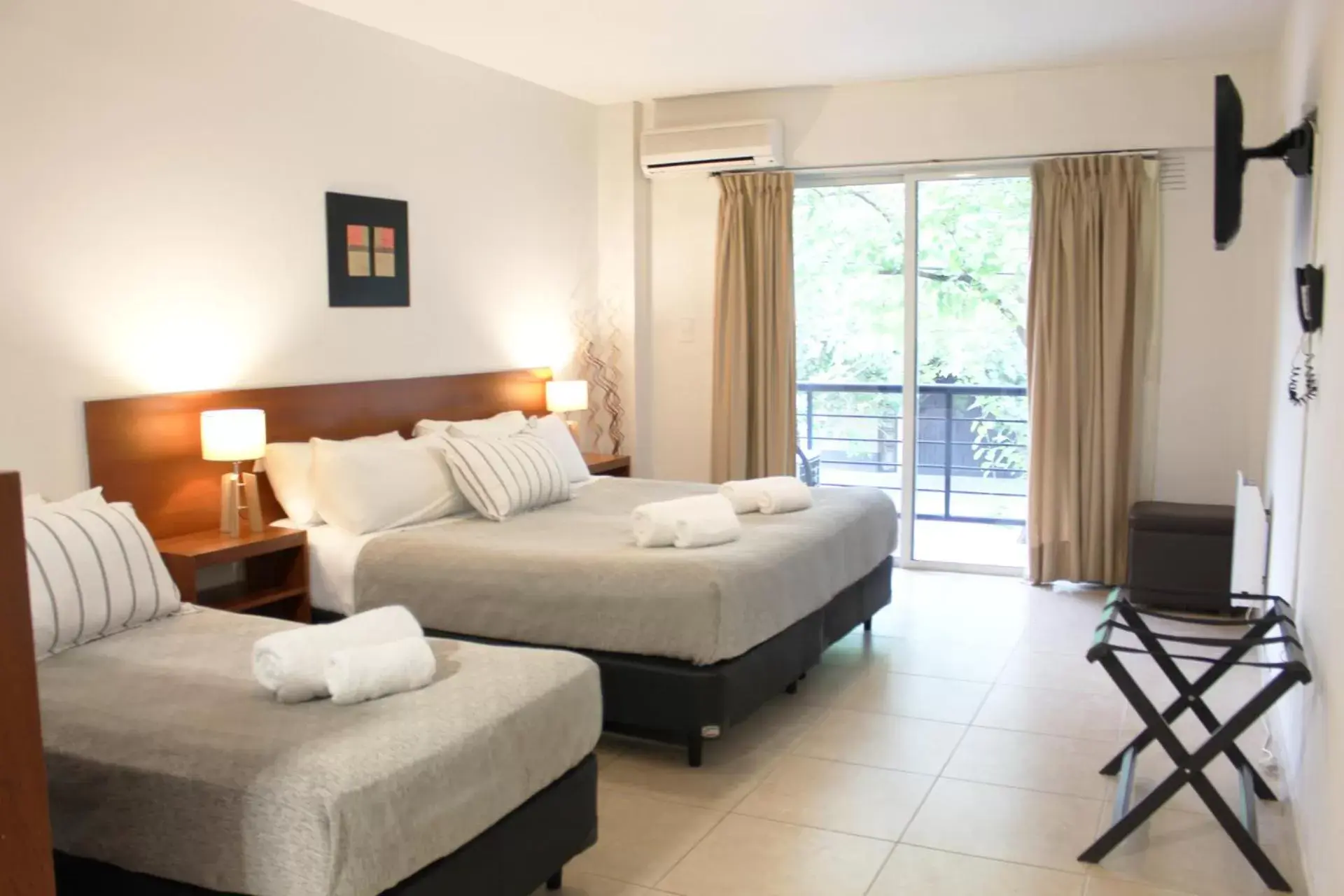 Bedroom, Bed in Soltigua Apart Hotel Mendoza