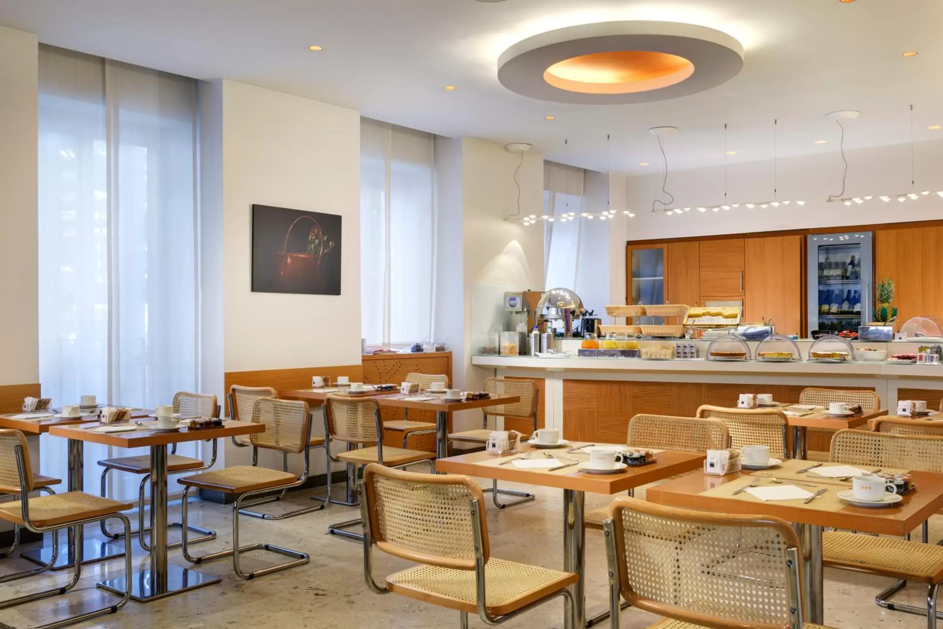 Breakfast, Restaurant/Places to Eat in UNAHOTELS Mediterraneo Milano