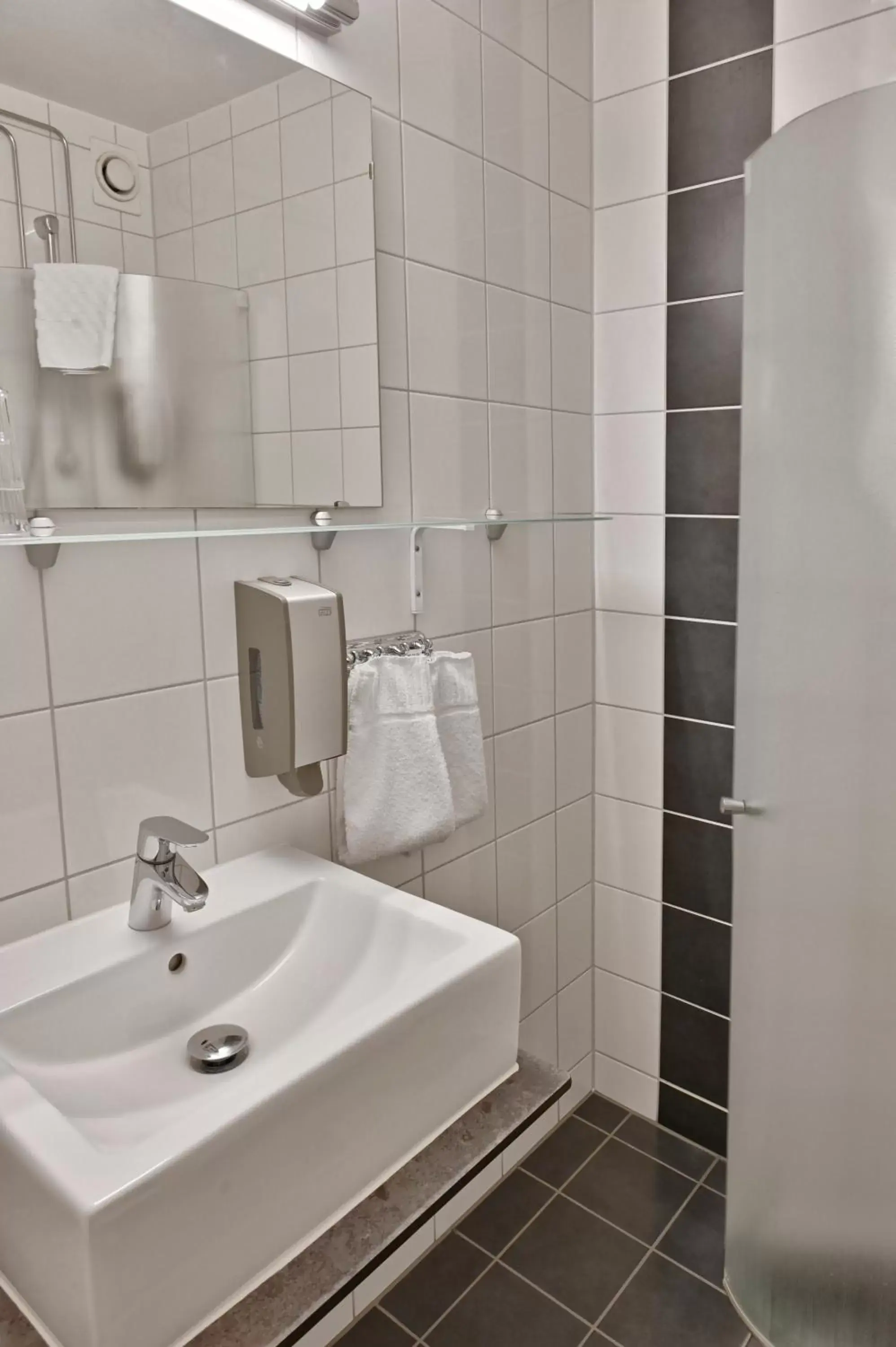 Double Room in Hotel Amadeus Double Room in Hotel Amadeus