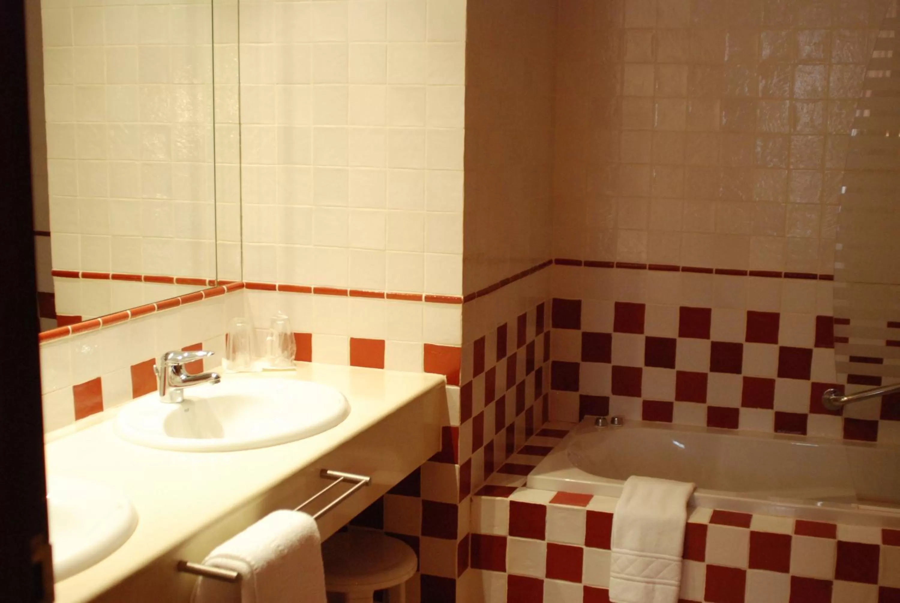 Bathroom in L'Agora Hotel