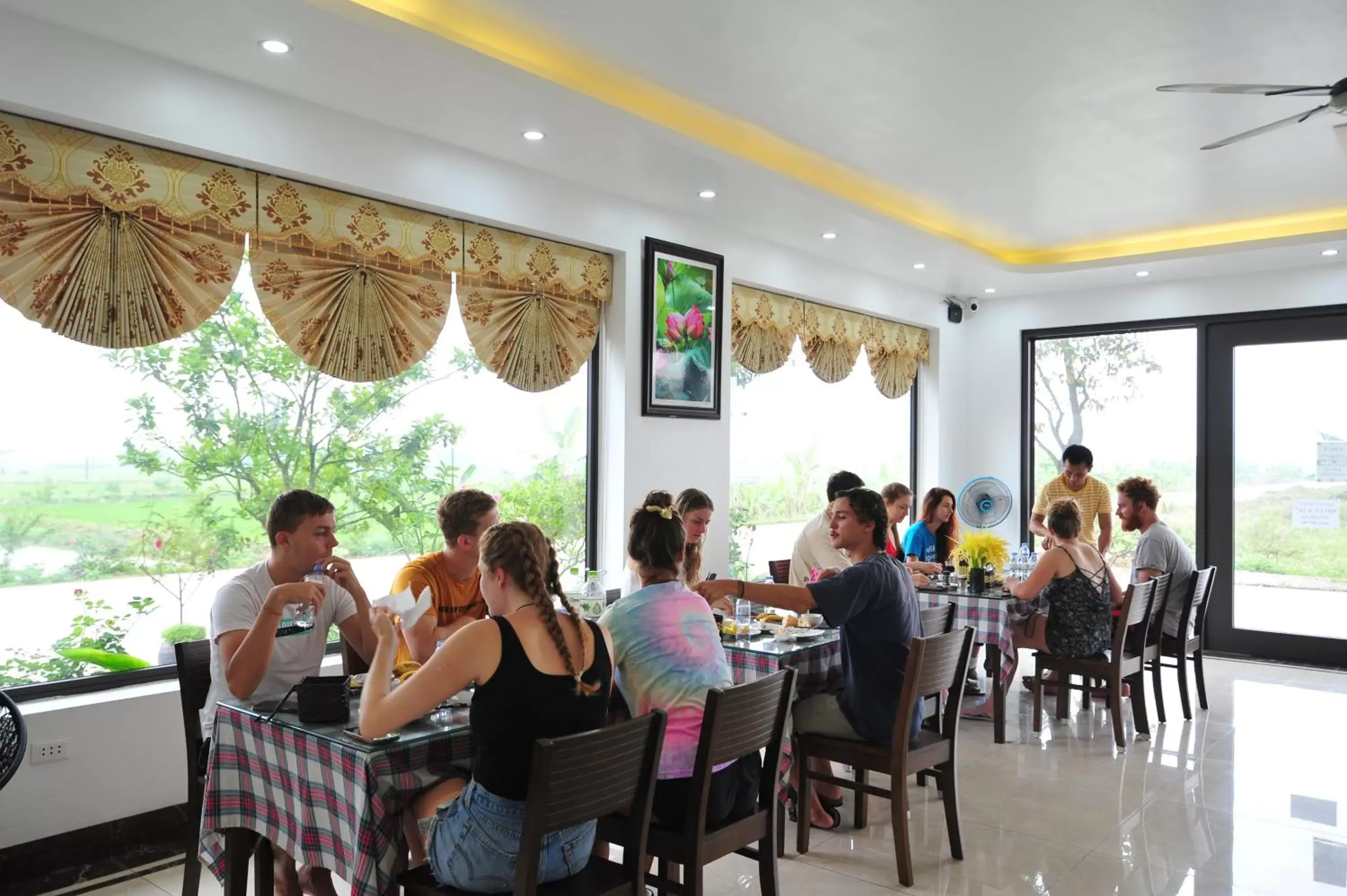 Restaurant/places to eat in Lotus Hotel Ninh Bình Restaurant/places to eat in Lotus Hotel Ninh Bình