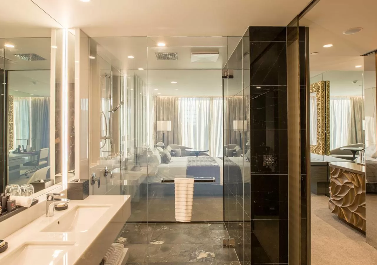 Bathroom in Emporium Hotel South Bank