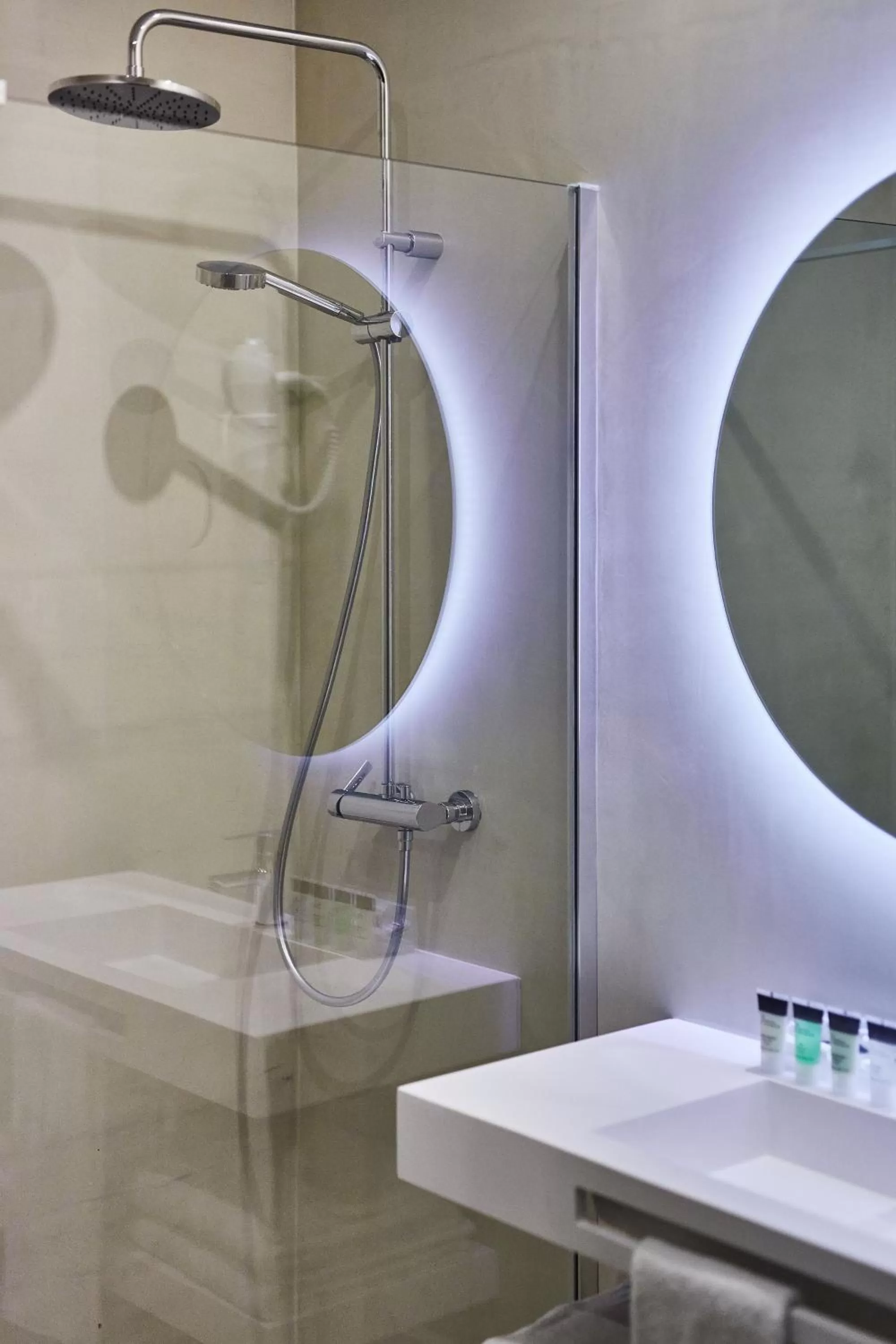 Bathroom in Silken Al-Andalus Palace