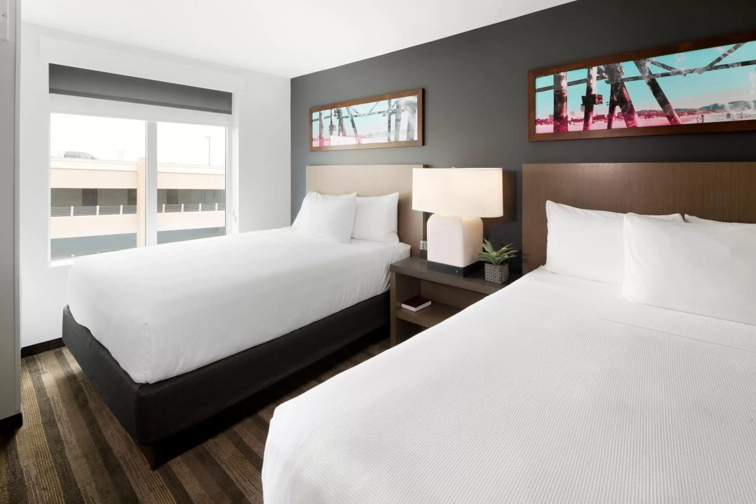 Bed in Hyatt House Dallas / Frisco