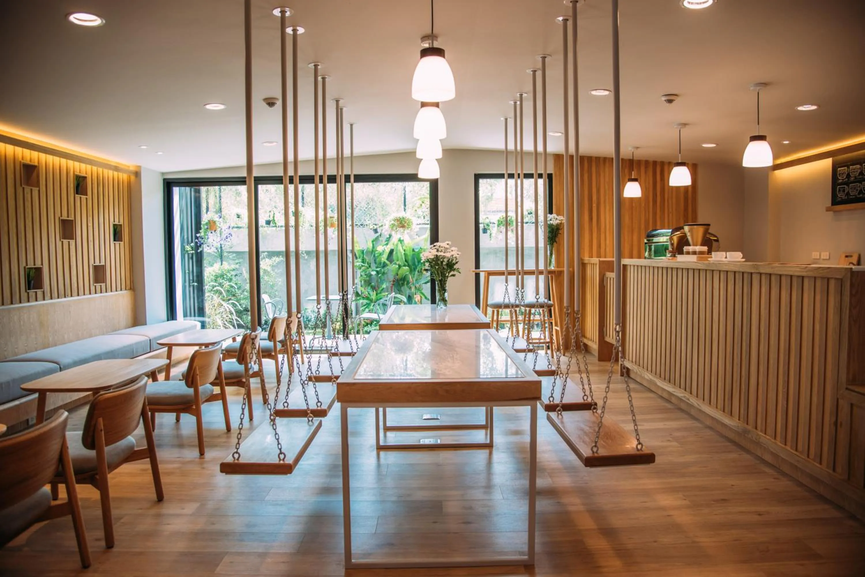 Coffee/tea facilities in Mii Hotel Srinakarin