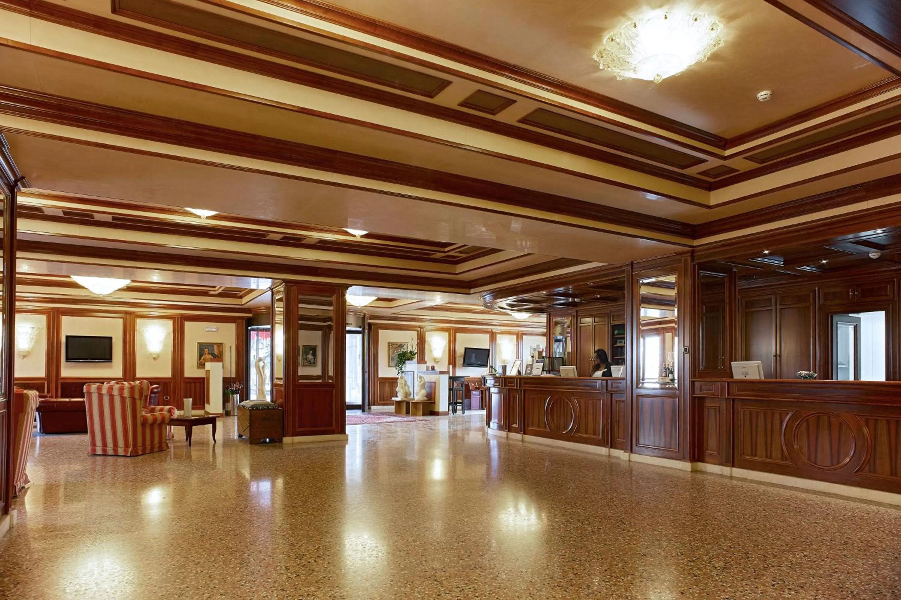 Lobby or reception in Villa Quaranta Tommasi Wine Hotel & SPA