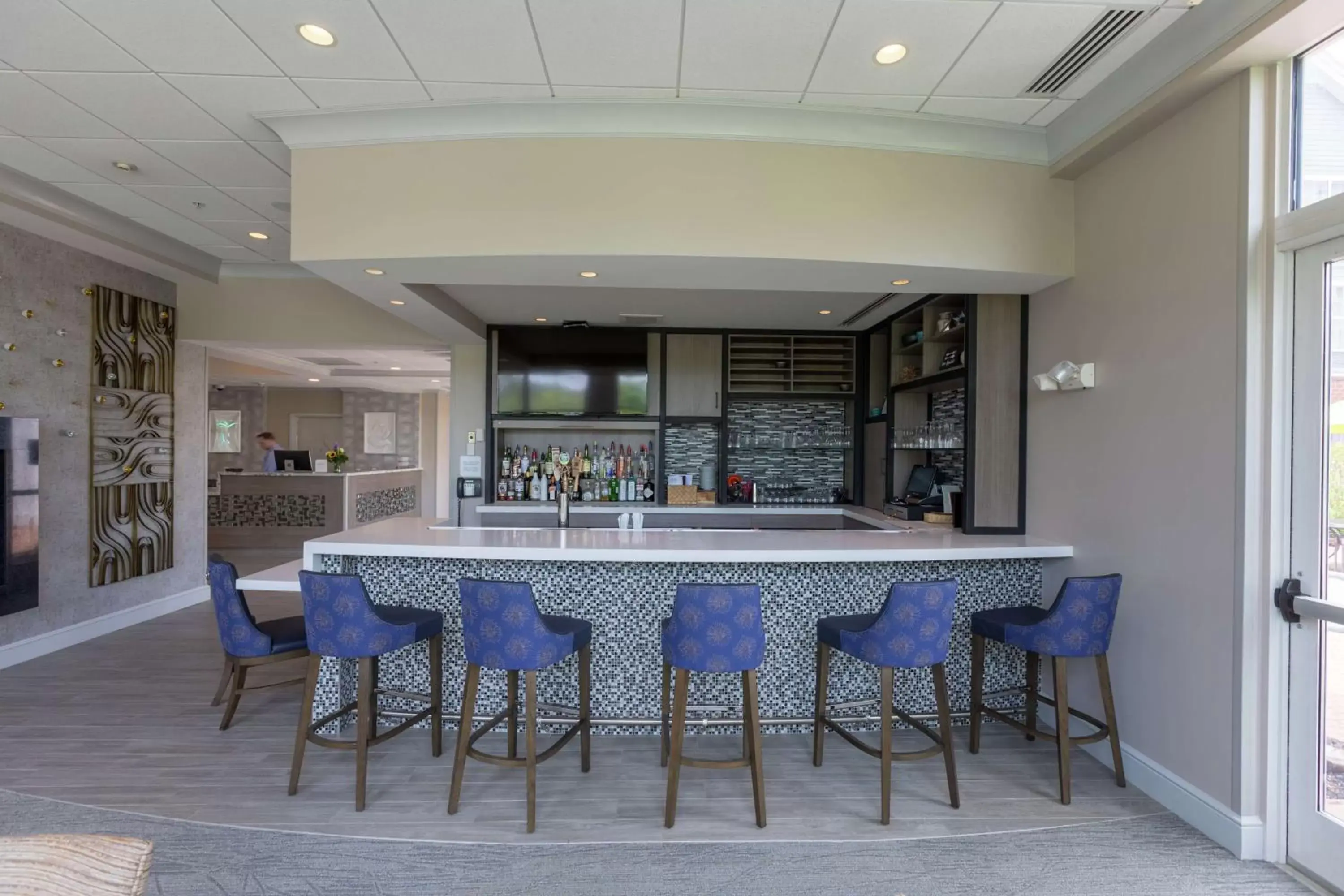 Lounge or bar, Lounge/Bar in Hilton Garden Inn Freeport Downtown