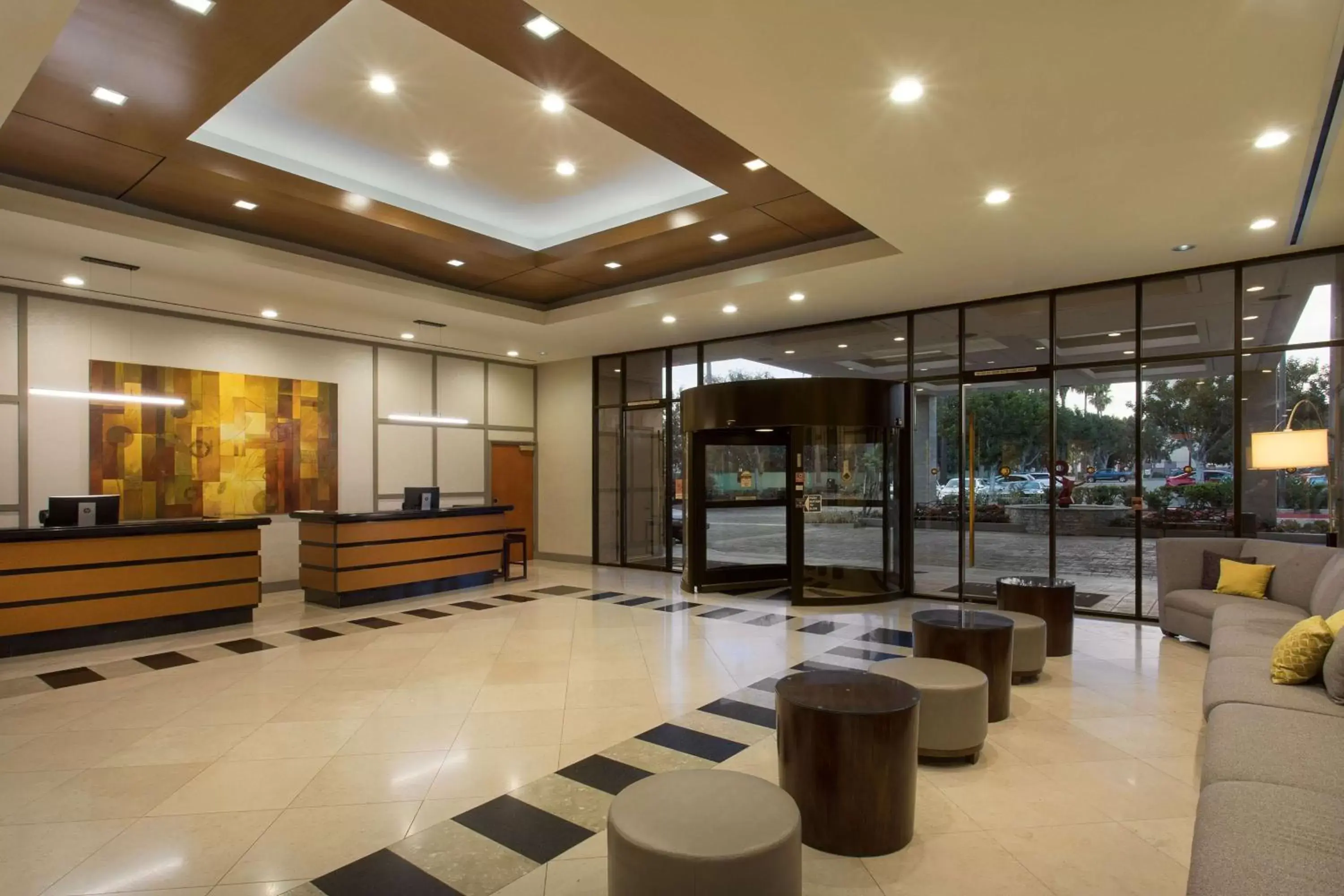 Lobby or reception in DoubleTree by Hilton Los Angeles Norwalk