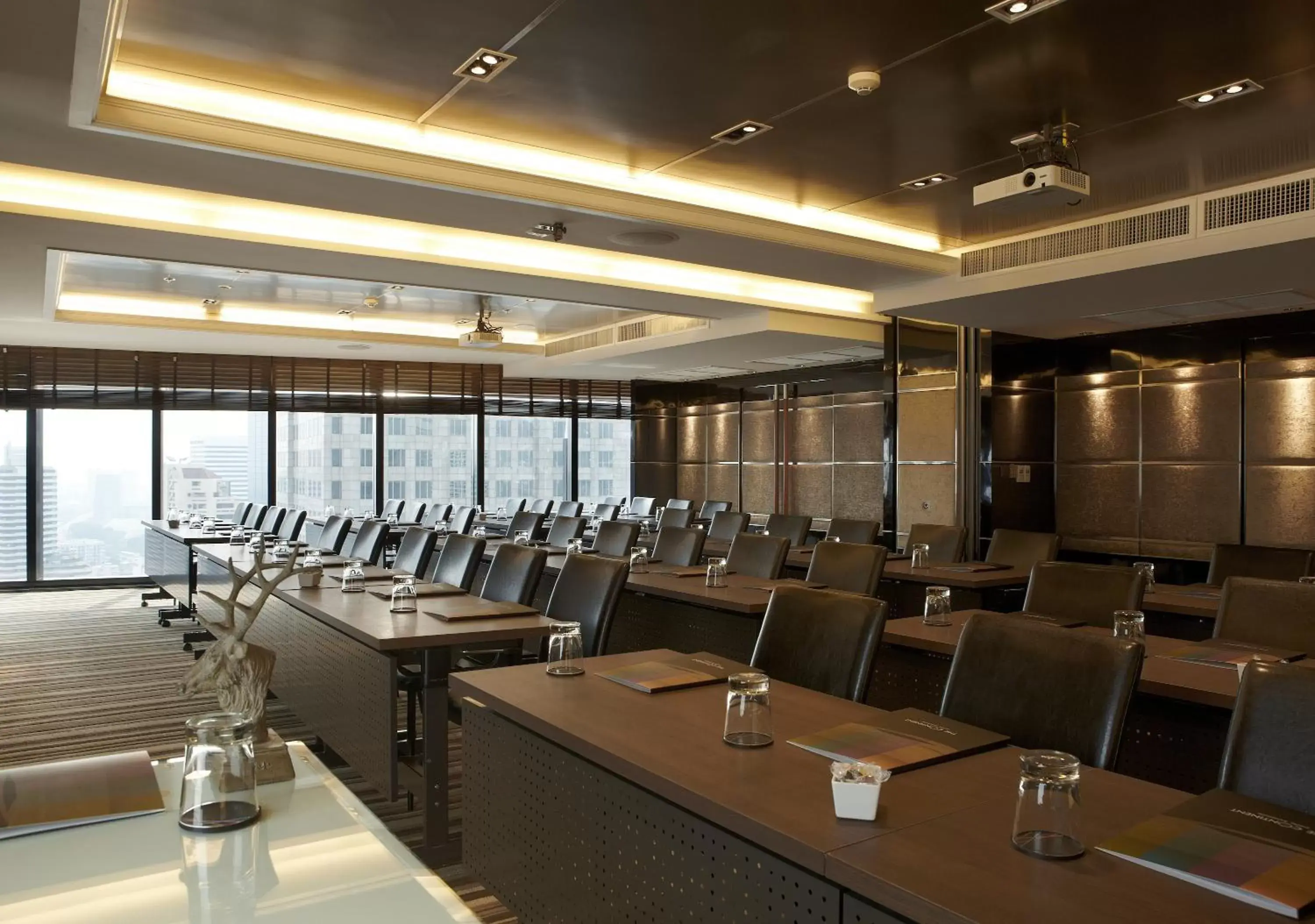 Meeting/conference room in The Continent Boutique Hotel Bangkok Sukhumvit by Compass Hospitality