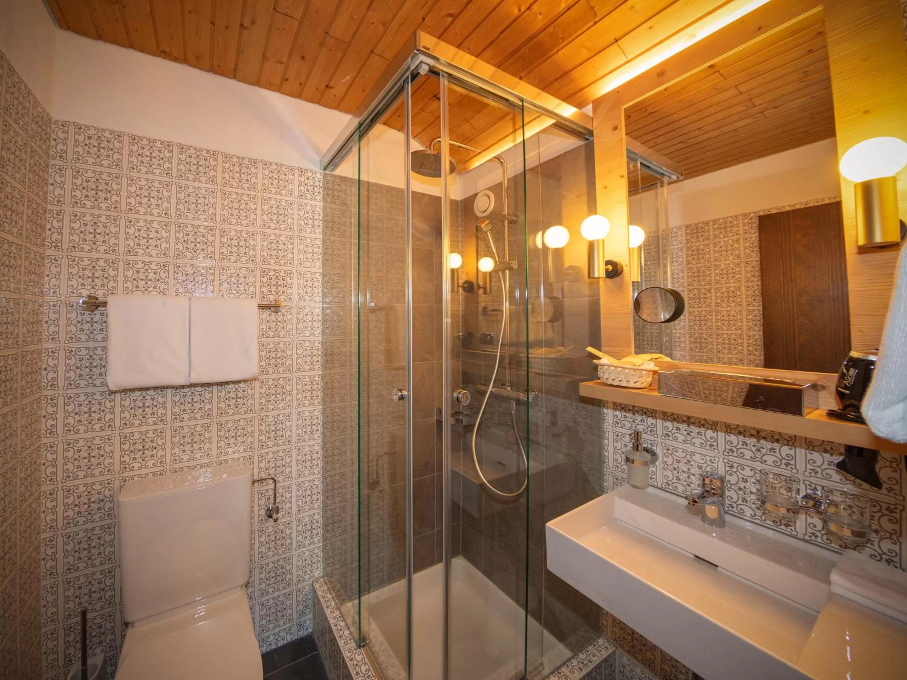 Bathroom in Hotel Parsenn