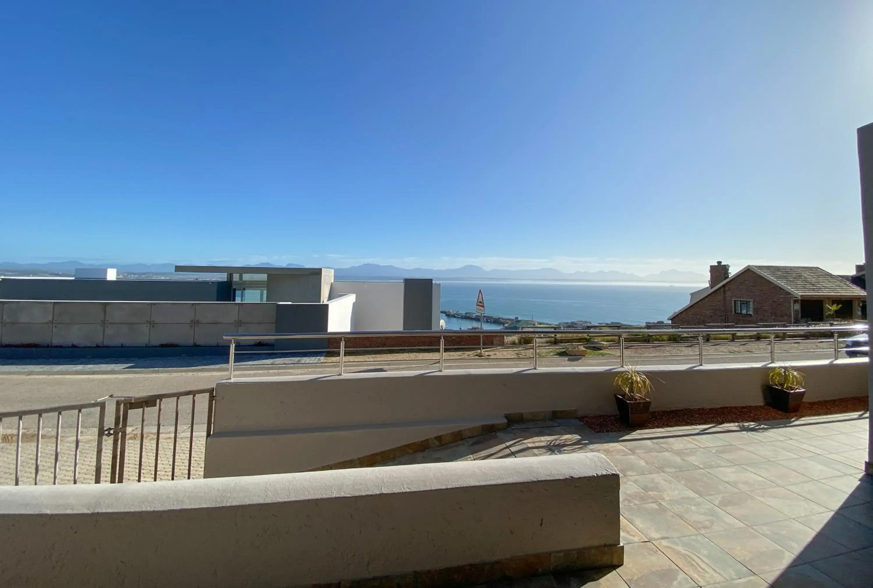 View (from property/room), Balcony/Terrace in Bar-t-nique Guest House