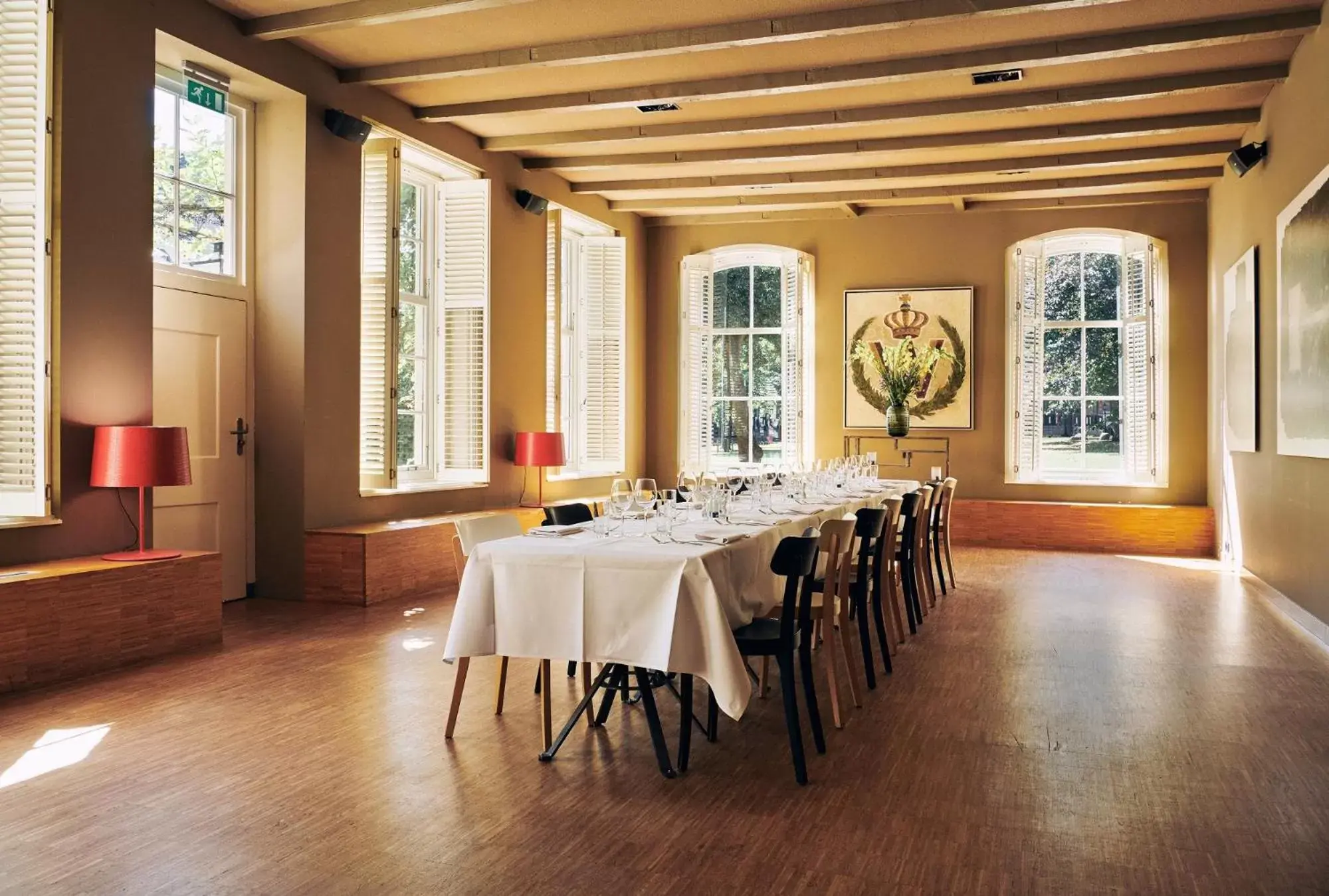 Business facilities, Restaurant/Places to Eat in Prinsenhof