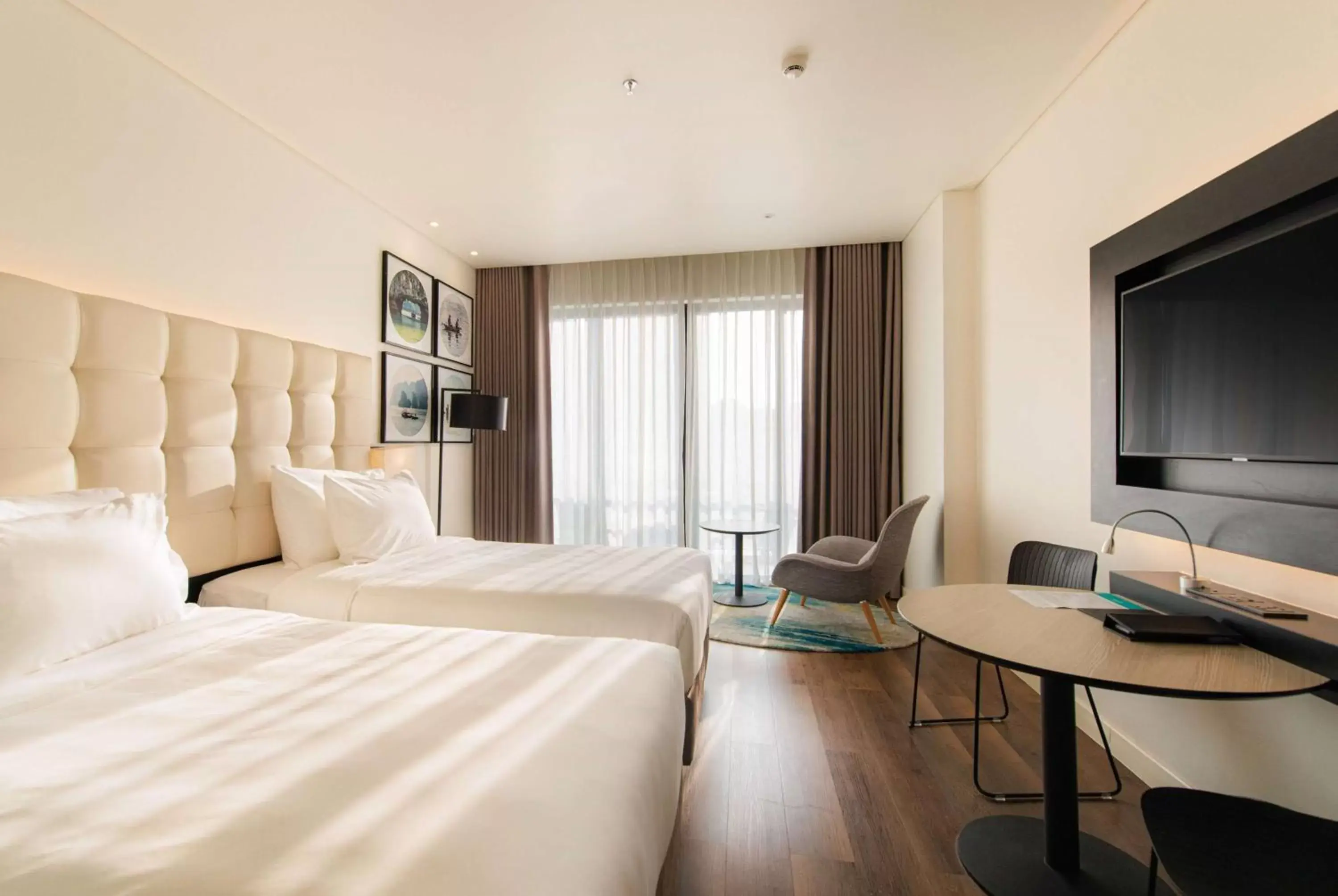 Photo of the whole room, Bed in Hotel Sol Halong, Trademark Collection by Wyndham