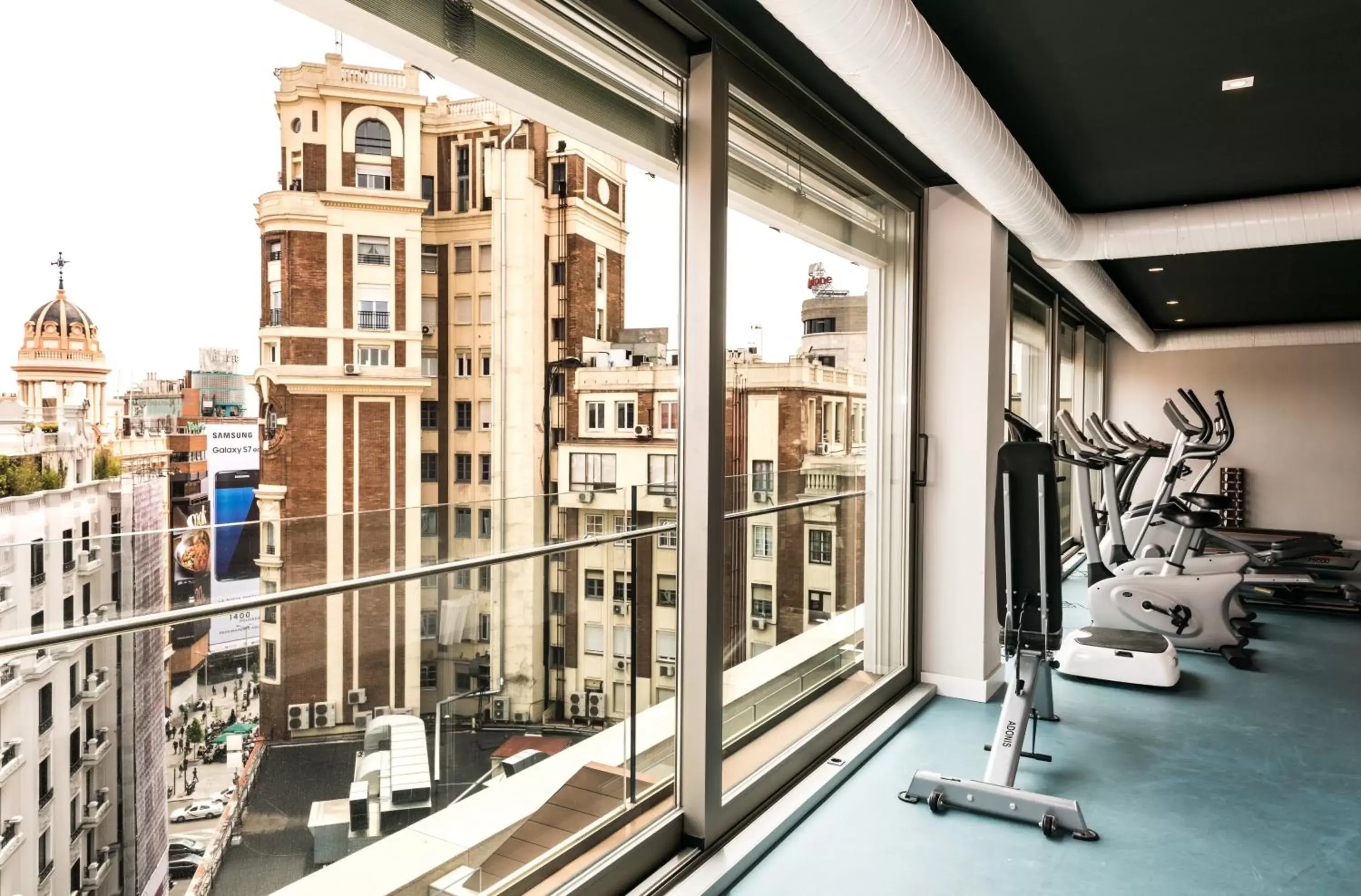 Fitness centre/facilities in Gran View Apartments