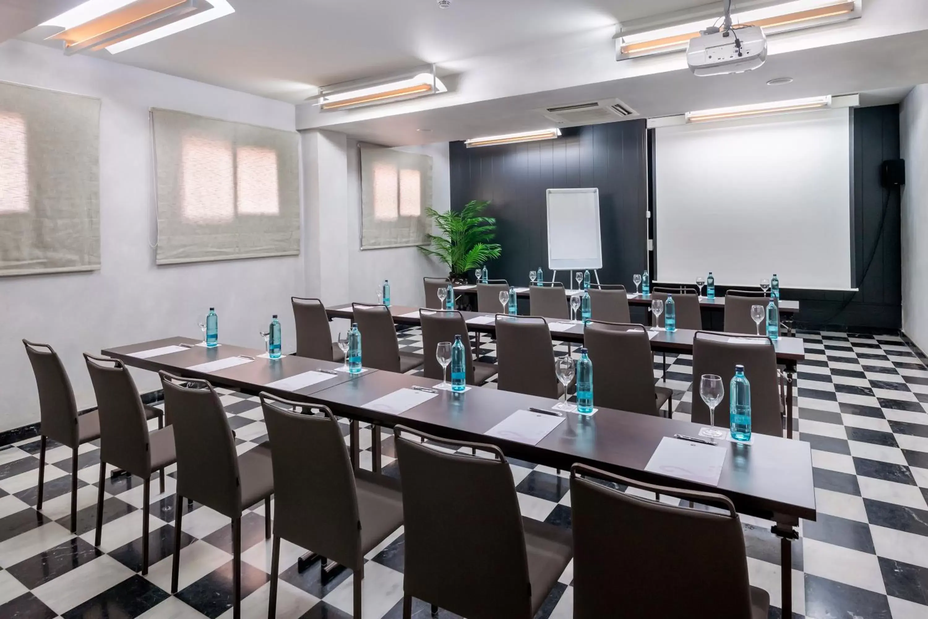 Meeting/conference room in Salles Hotel Aeroport de Girona