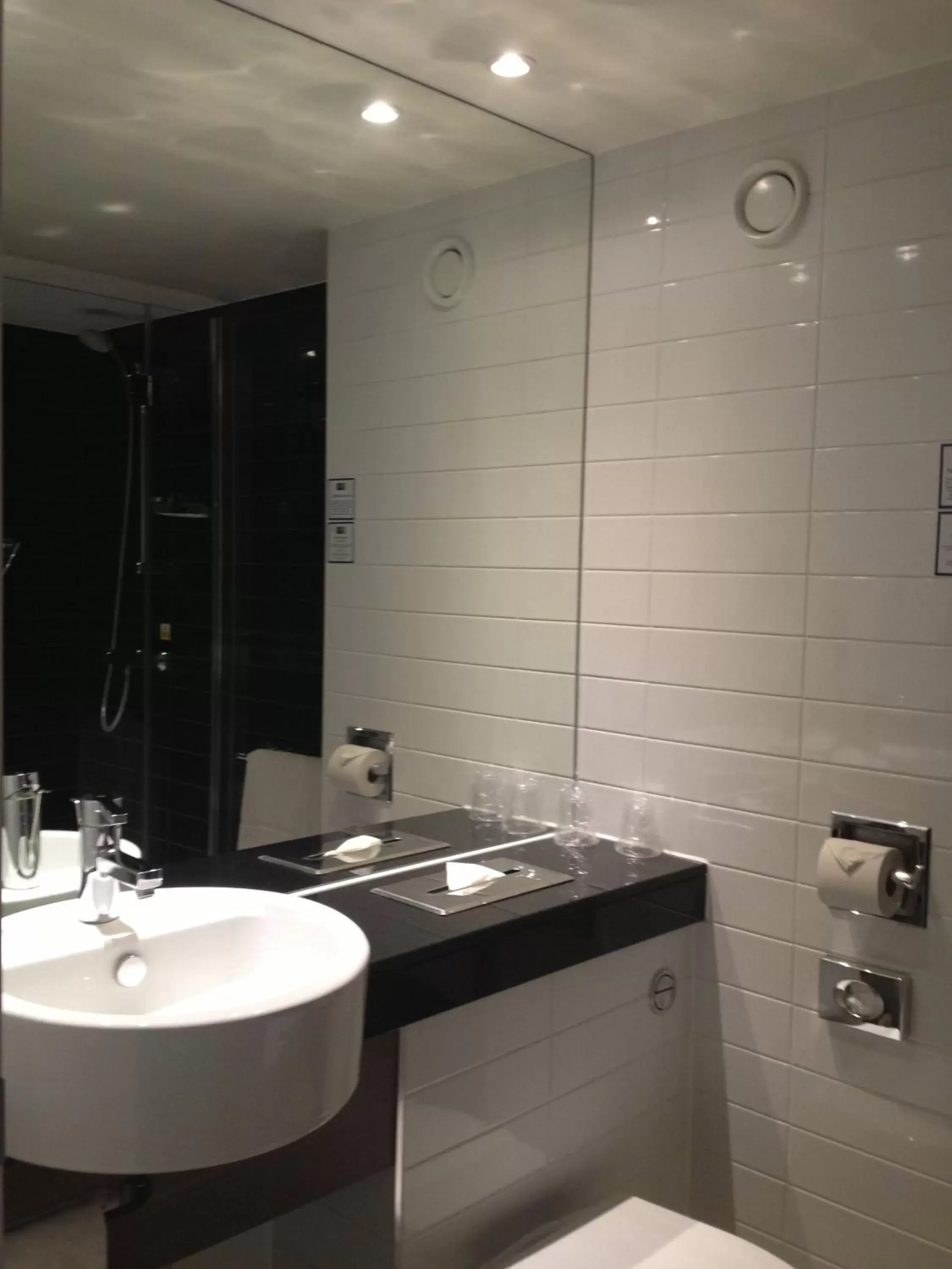 Bathroom in Holiday Inn Express Windsor, an IHG Hotel