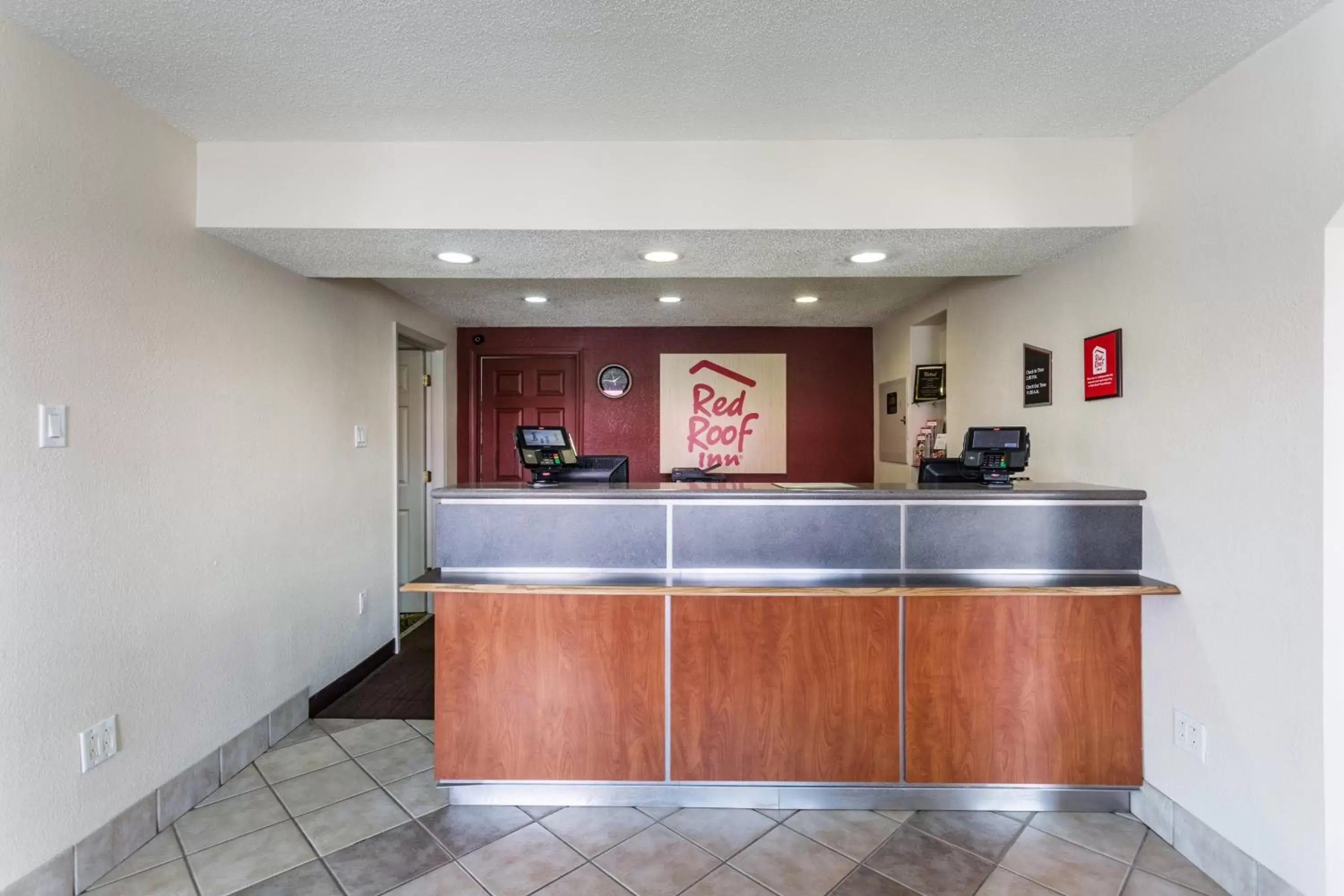 Lobby or reception, Lobby/Reception in Red Roof Inn Bowling Green