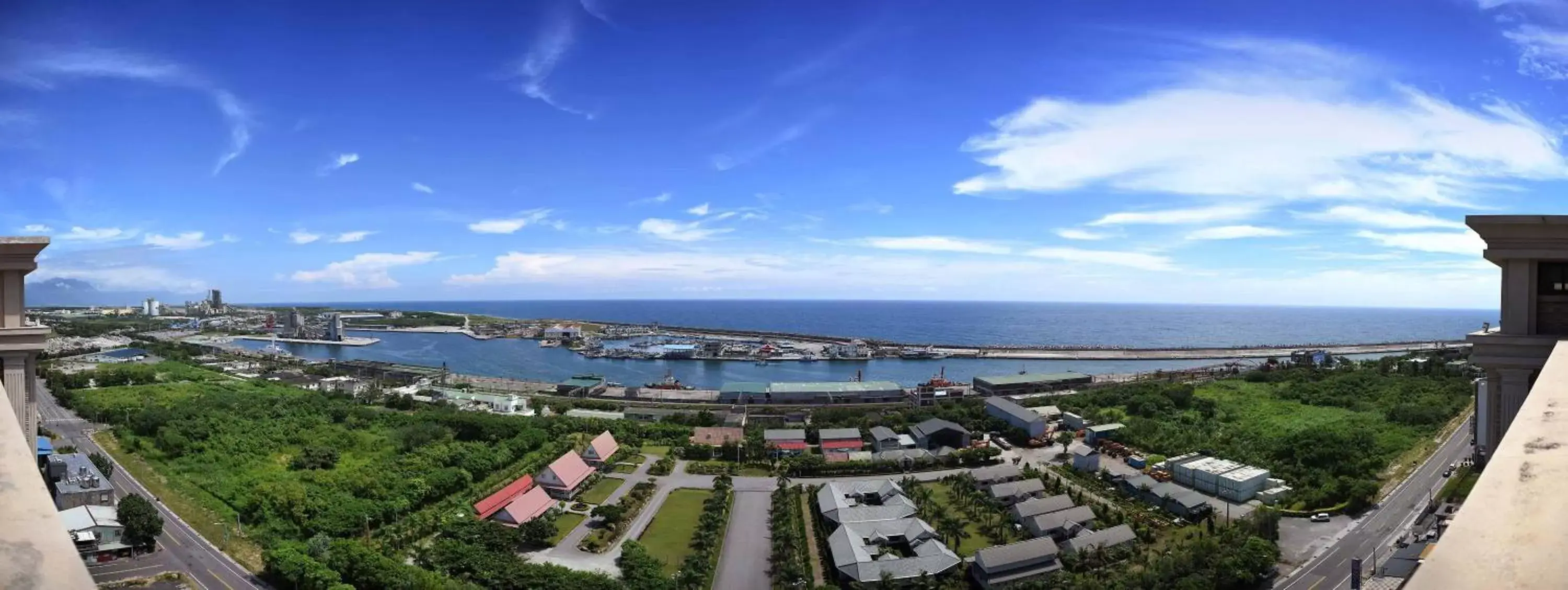 Property building in Fullon Hotel Hualien Property building in Fullon Hotel Hualien