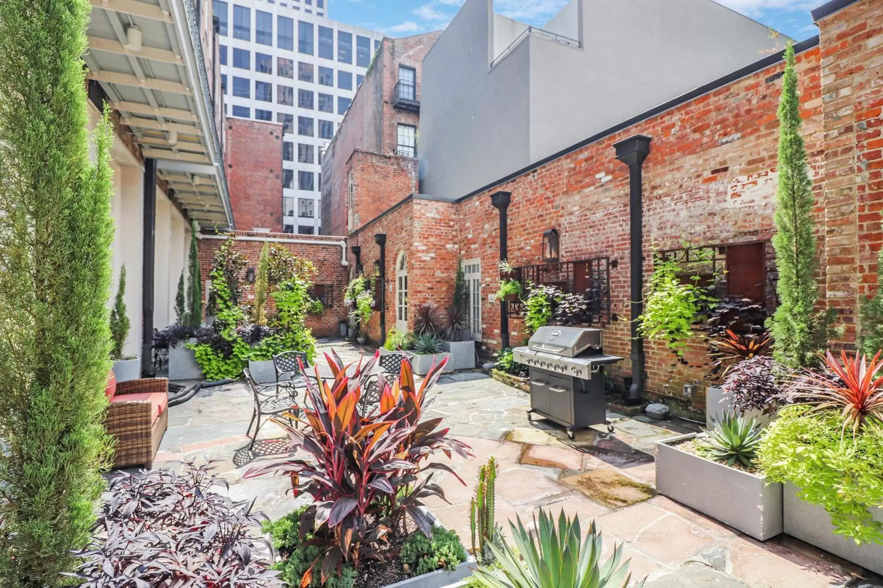 Property building in Roami at Factors Row Property building in Roami at Factors Row