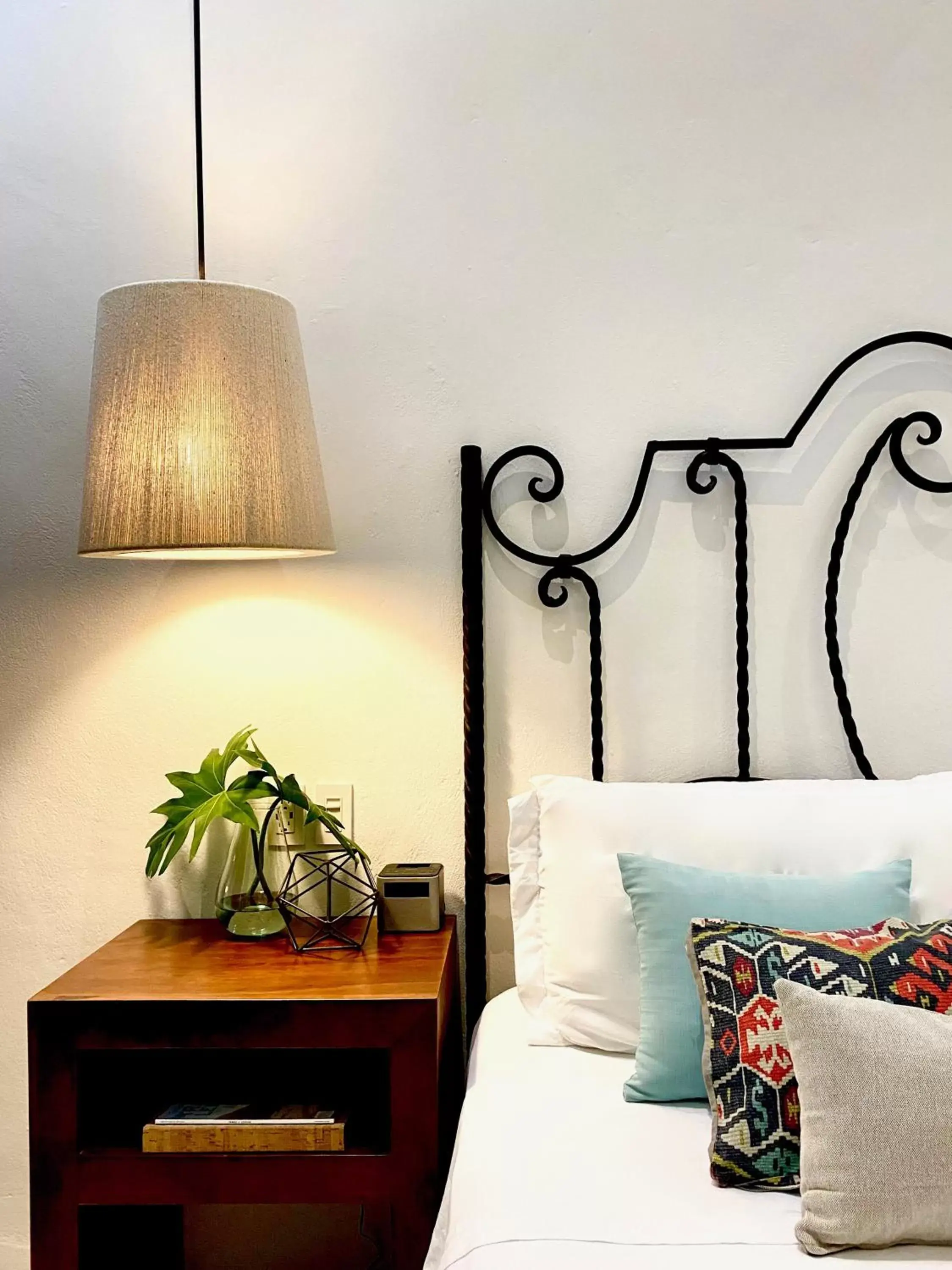 Deluxe King Suite in The Diplomat Boutique Hotel Deluxe King Suite in The Diplomat Boutique Hotel