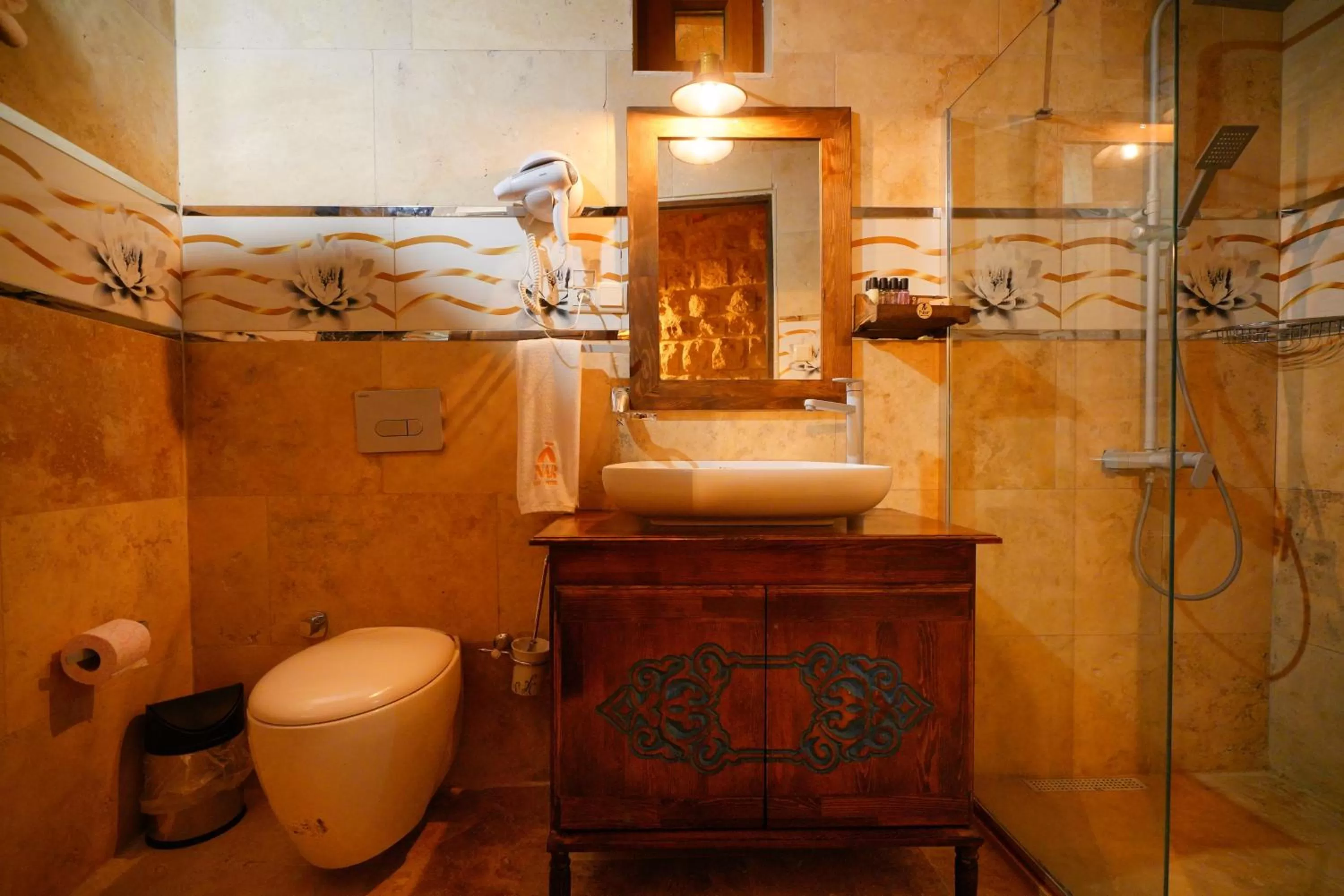 Shower in Cappadocia Nar Cave House & Swimming Pool