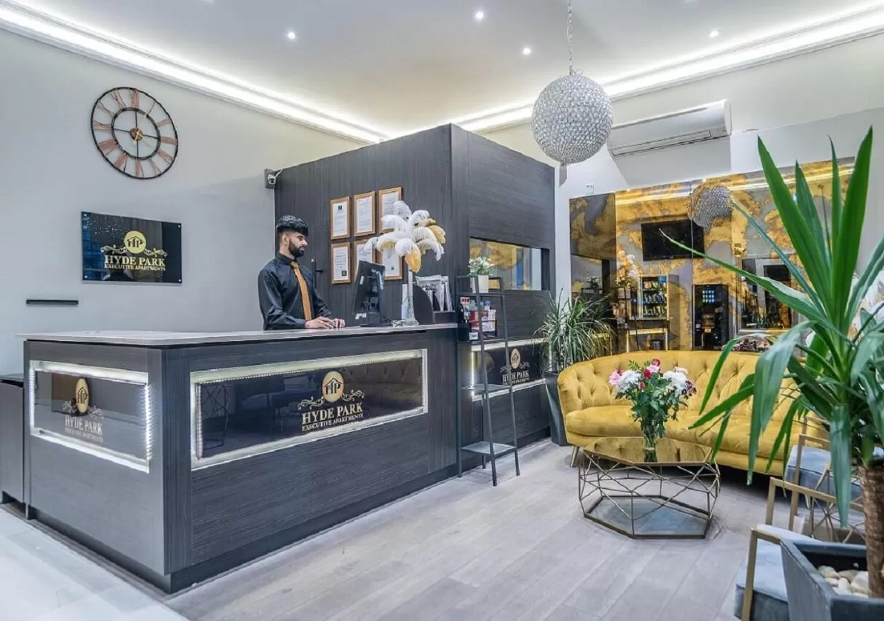 Lobby or reception in Hyde Park Executive Apartments