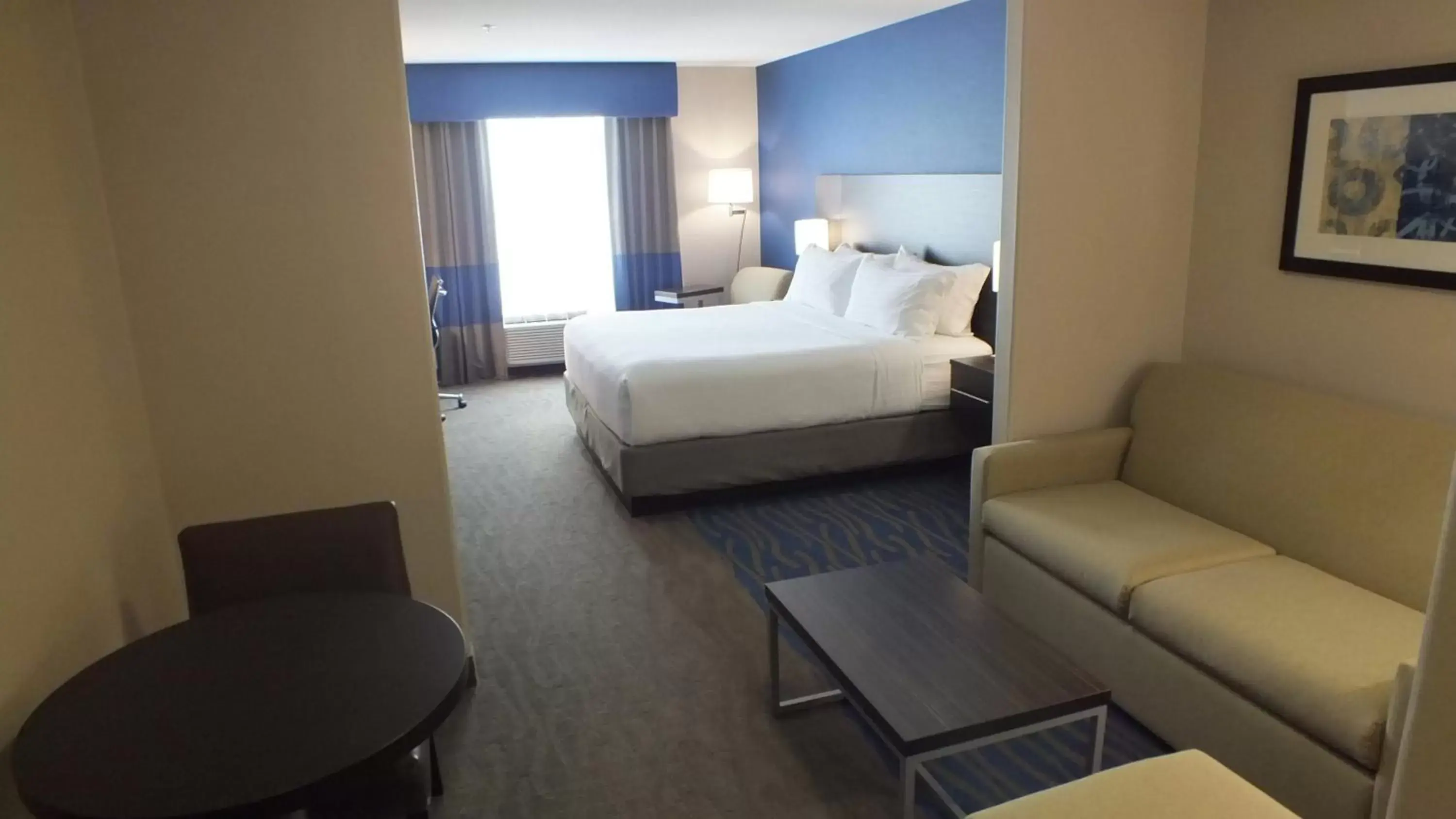 Photo of the whole room in Holiday Inn Hotel & Suites Regina, an IHG Hotel
