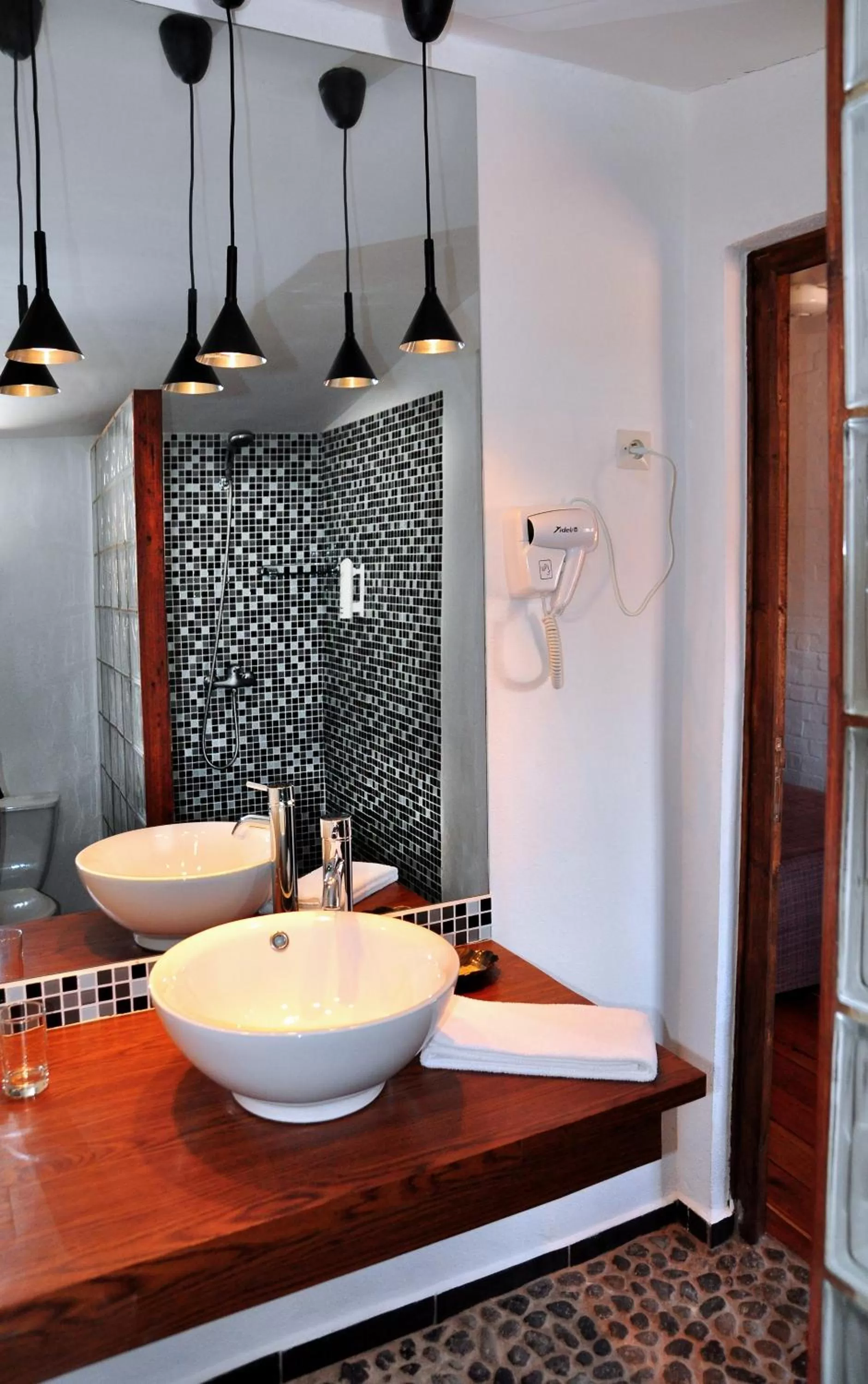 Bathroom in Rova Hotel