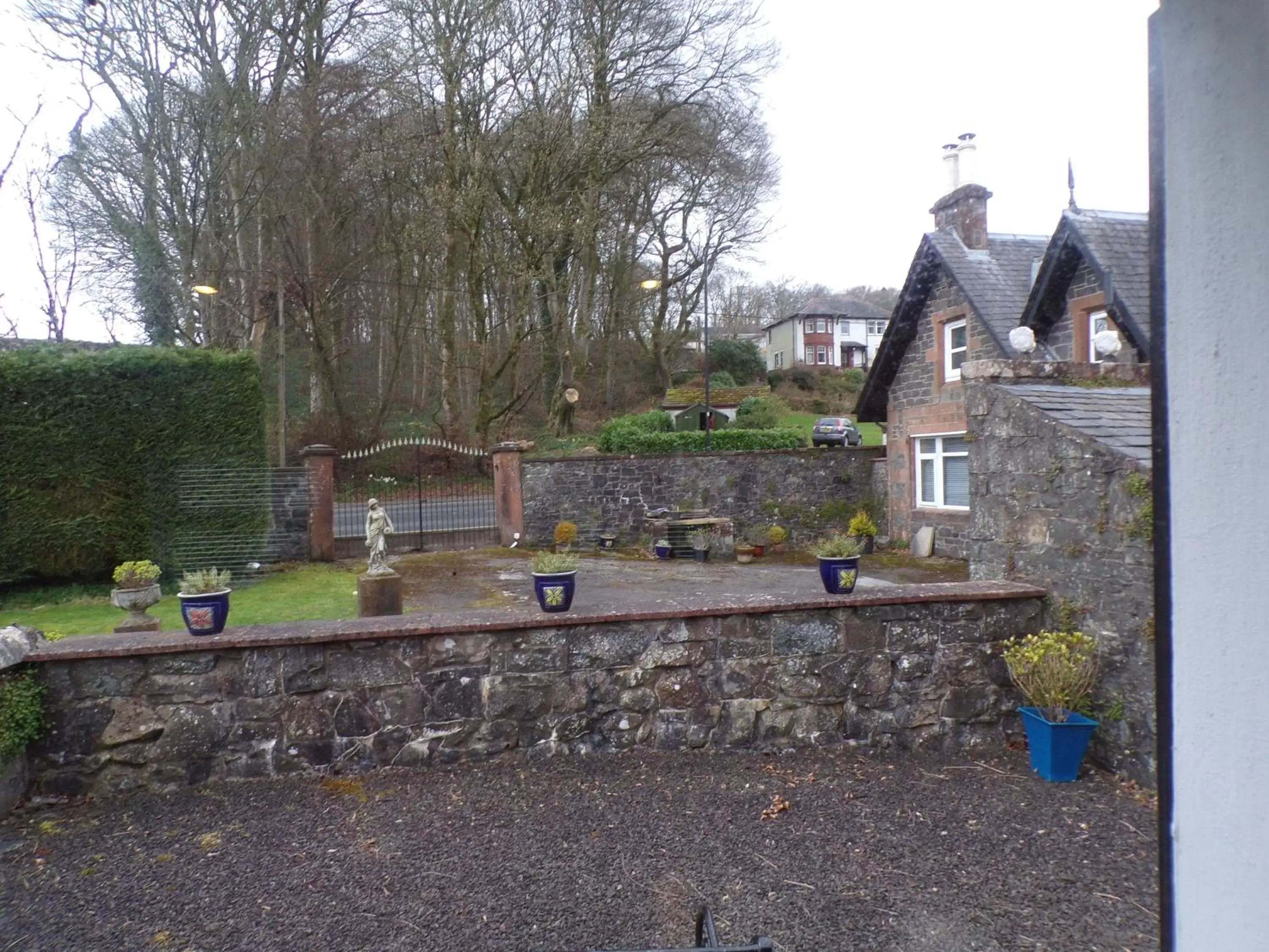 BBQ Facilities in Groom's Cottage