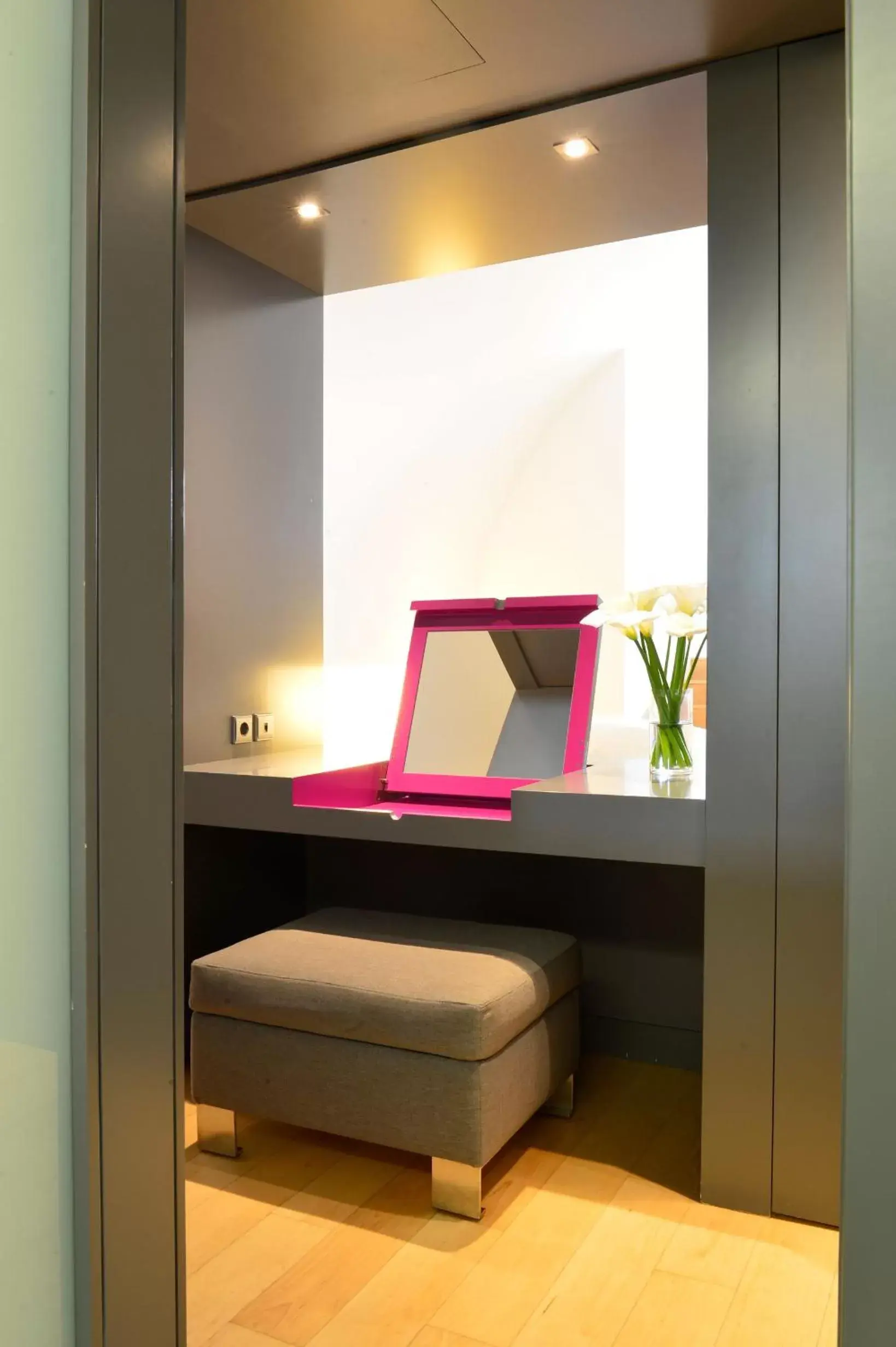 Bathroom, Bed in Pestana Cidadela Cascais - Pousada & Art District Bathroom, Bed in Pestana Cidadela Cascais - Pousada & Art District