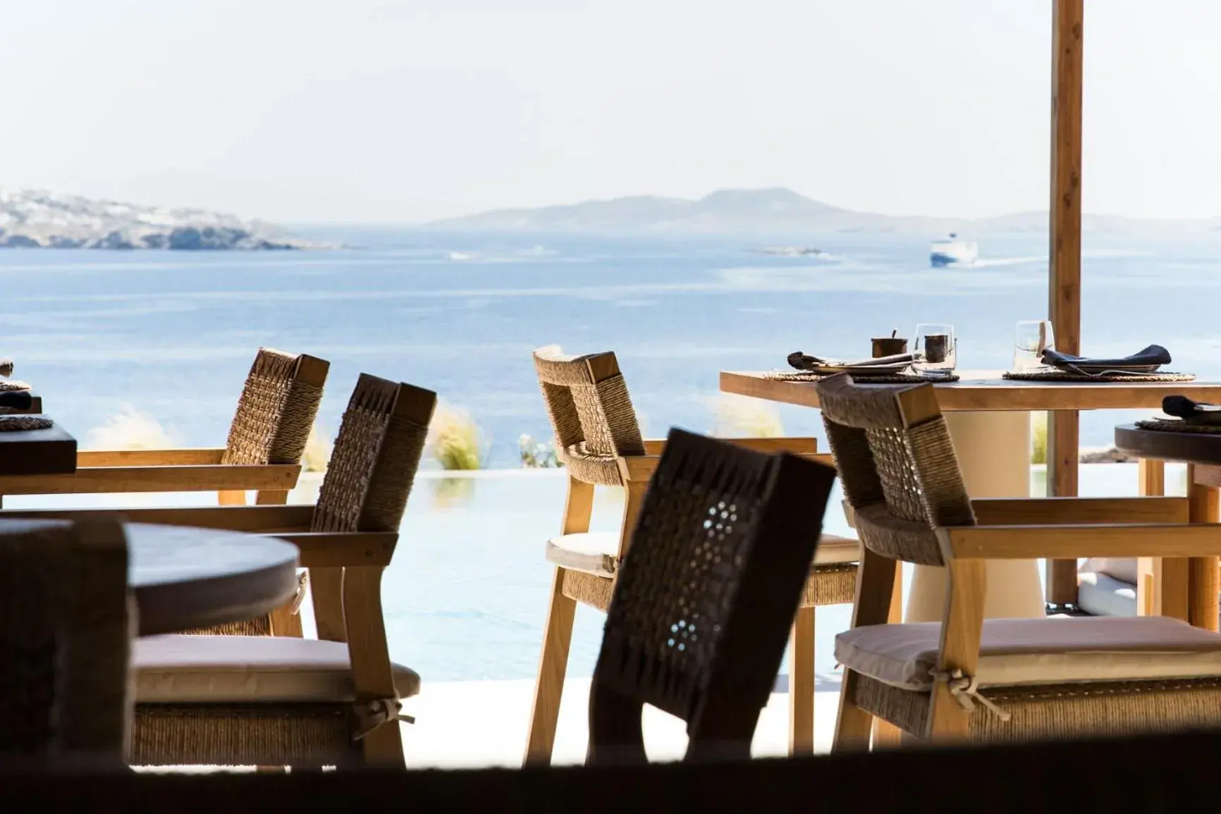Restaurant/Places to Eat in Rocabella Mykonos Hotel